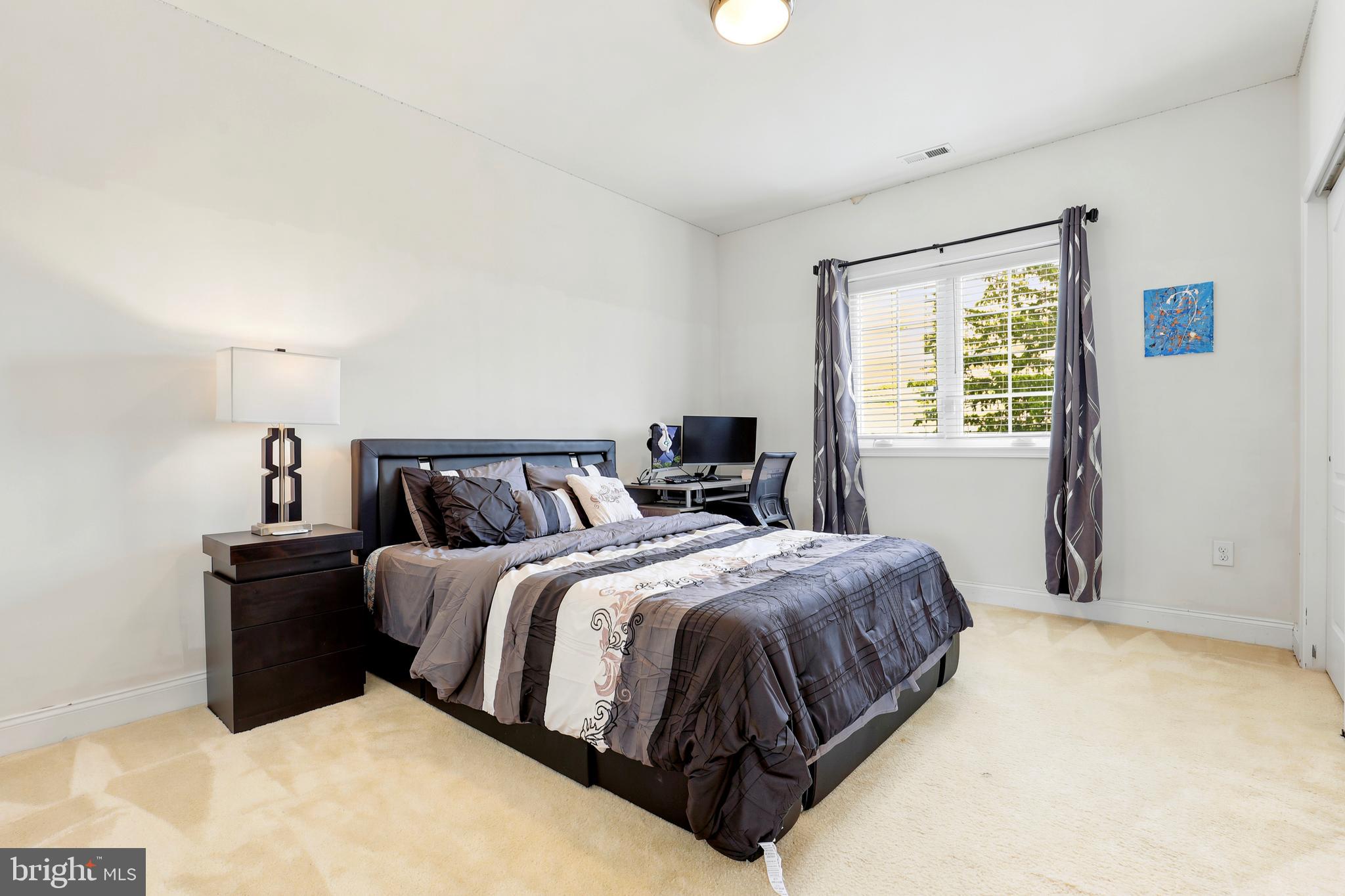 HORSHAM VALLEY ESTAT - Residential