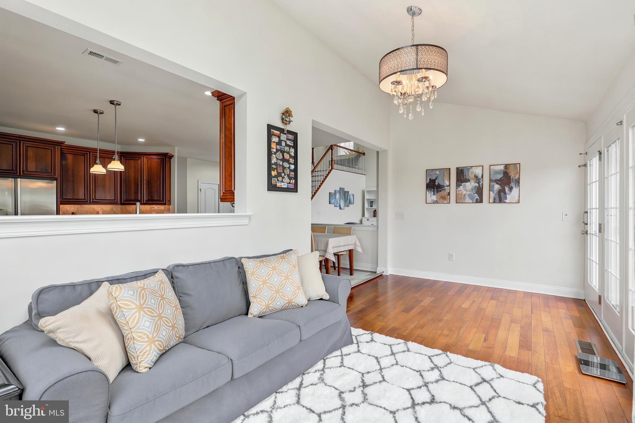 HORSHAM VALLEY ESTAT - Residential