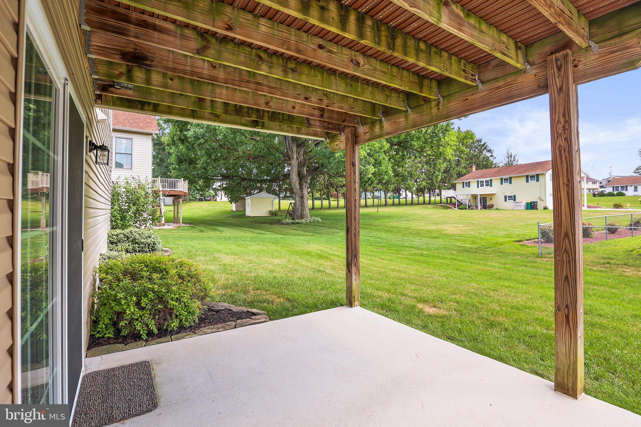 OAK HILLS - Residential