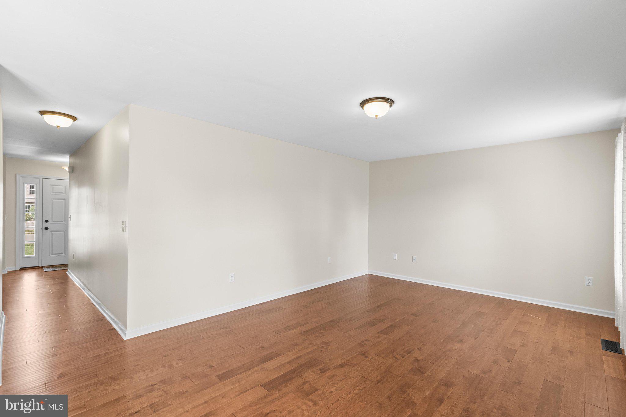 OAK HILLS - Residential