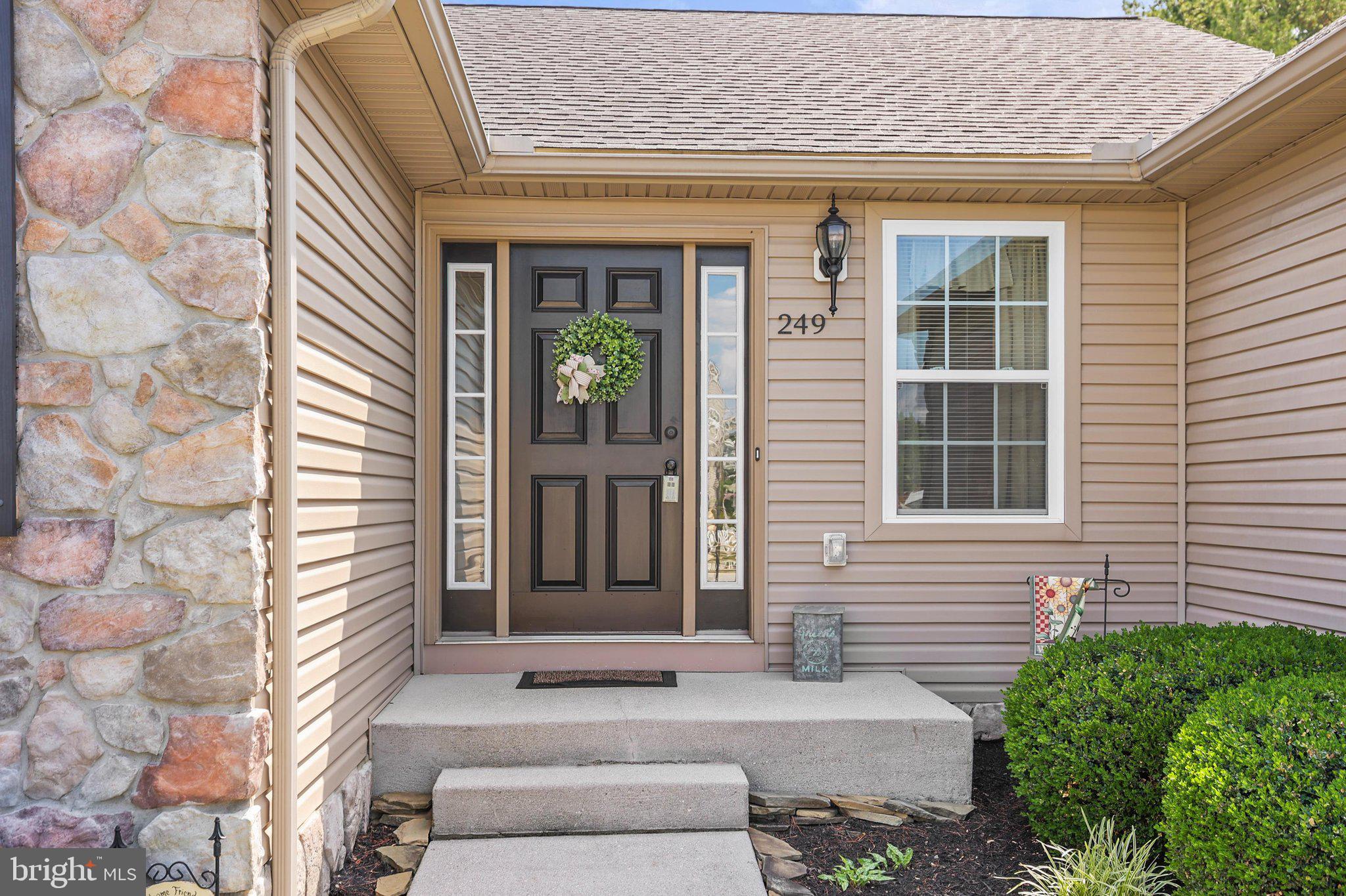 OAK HILLS - Residential