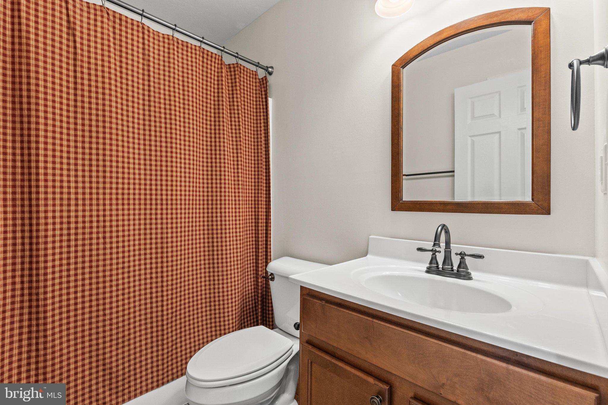 OAK HILLS - Residential
