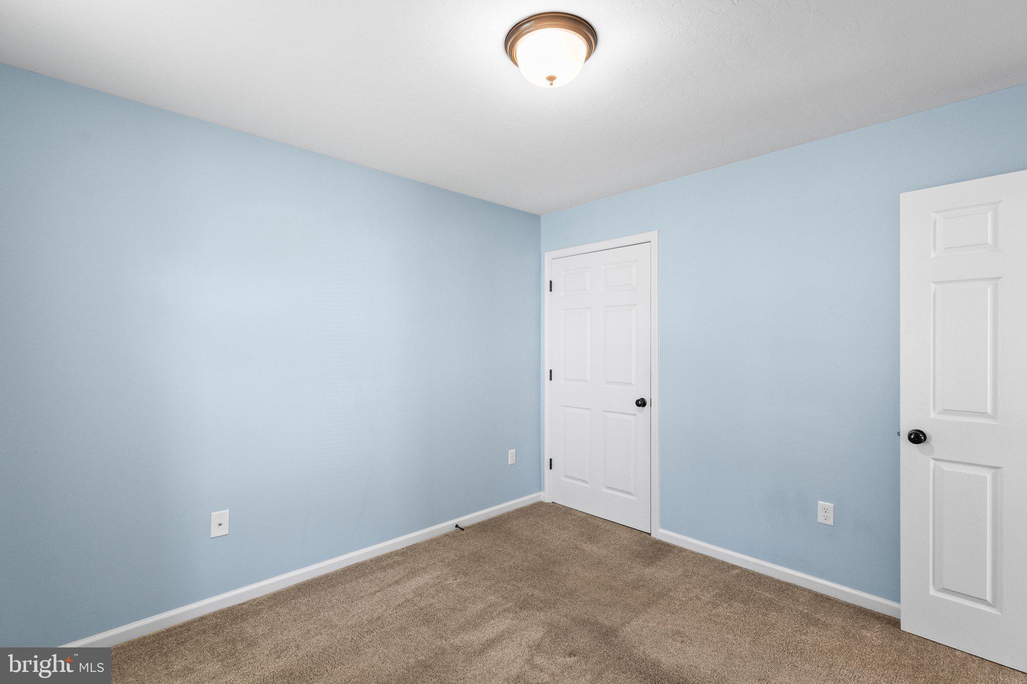 OAK HILLS - Residential