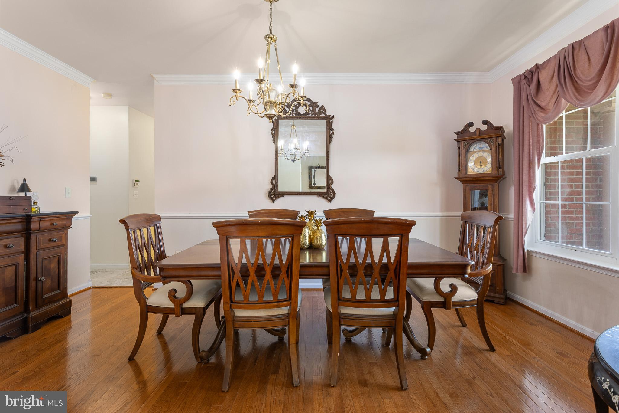 TWIN LAKES - Residential