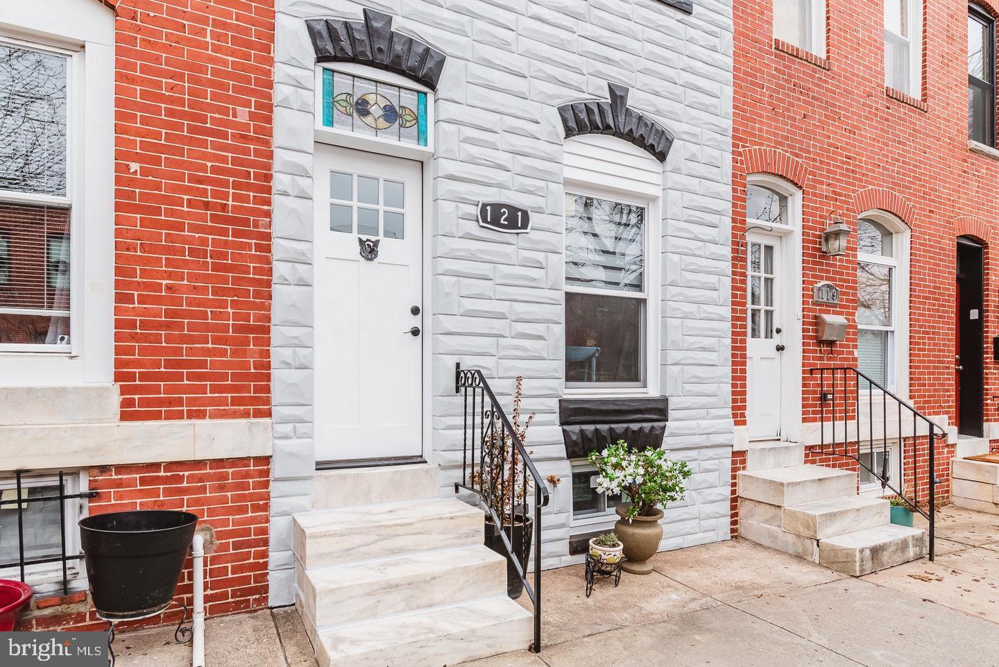 BEAUTIFUL HOME NOW AVAILABLE ON EXTREMELY QUIET AND SOUGHT-AFTER BLOCK JUST STEPS AWAY FROM PATTERSON PARK.  OVERSIZED OFF-STREET PARKING PAD. 3 BEDROOMS WITH 2 FULL BATHROOMS. GLISTENING HARDWOODS CASCADE THROUGHOUT. ENJOY CUSTO CABINETRY, IMPORTED TILE, GRANITE COUNTERTOPS, AND SS APPLIANCES IN CHEF'S KITCHEN. TONS OF NATURAL LIGHT. HIGH CEILINGS. TONS OF STORAGE. PETS CASE BY CASE. CLOSE PROXIMITY TO RETAIL SHOPPING, LOCAL DINING, INNER HARBOR, STADIUMS, AND ALL MAJOR HIGHWAYS. SCHEDULE A PRIVATE TOUR TODAY. AVAILABLE 6/15.