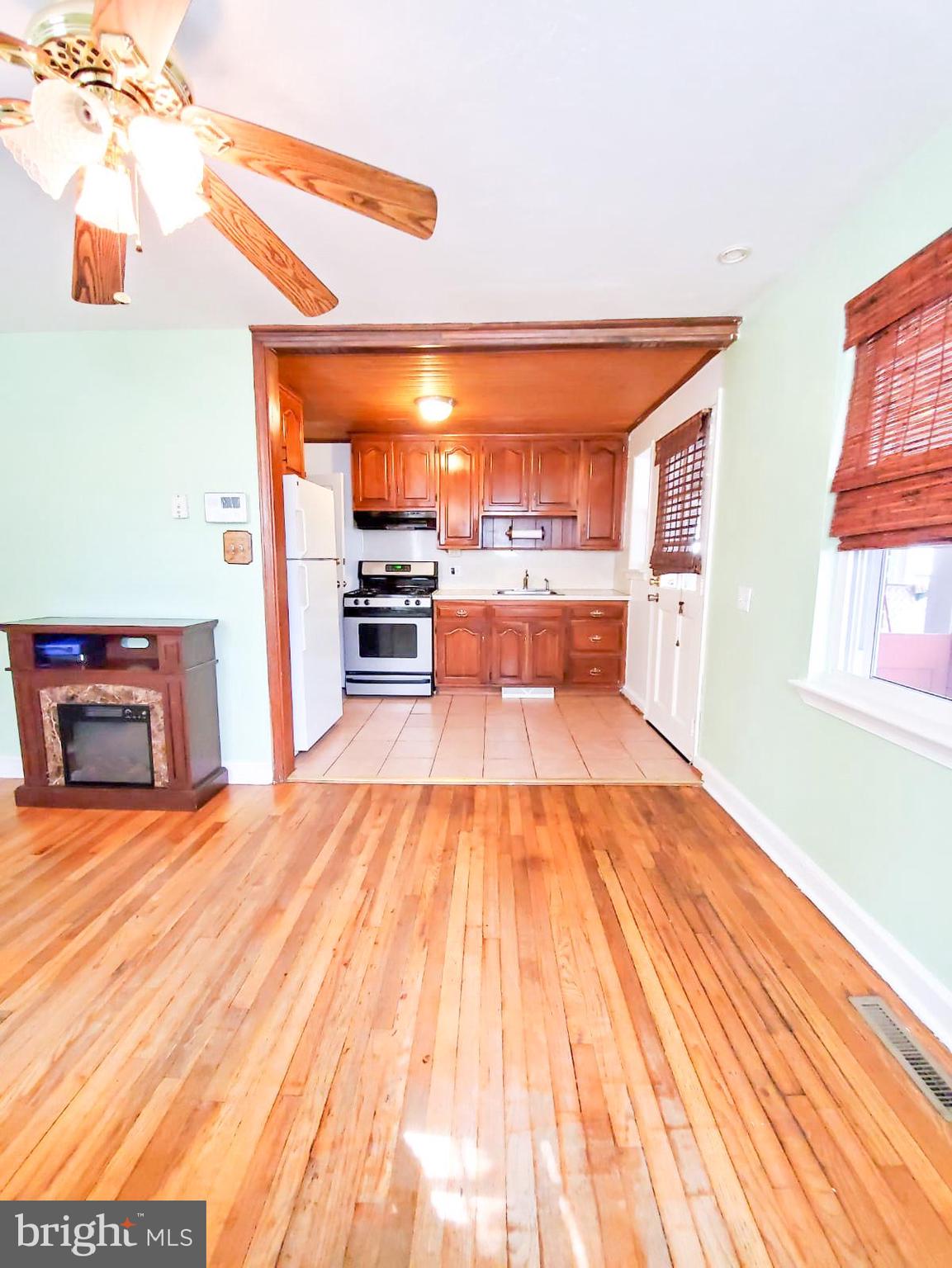 LANCASTER - Residential