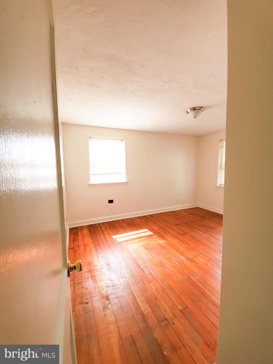 LANCASTER - Residential