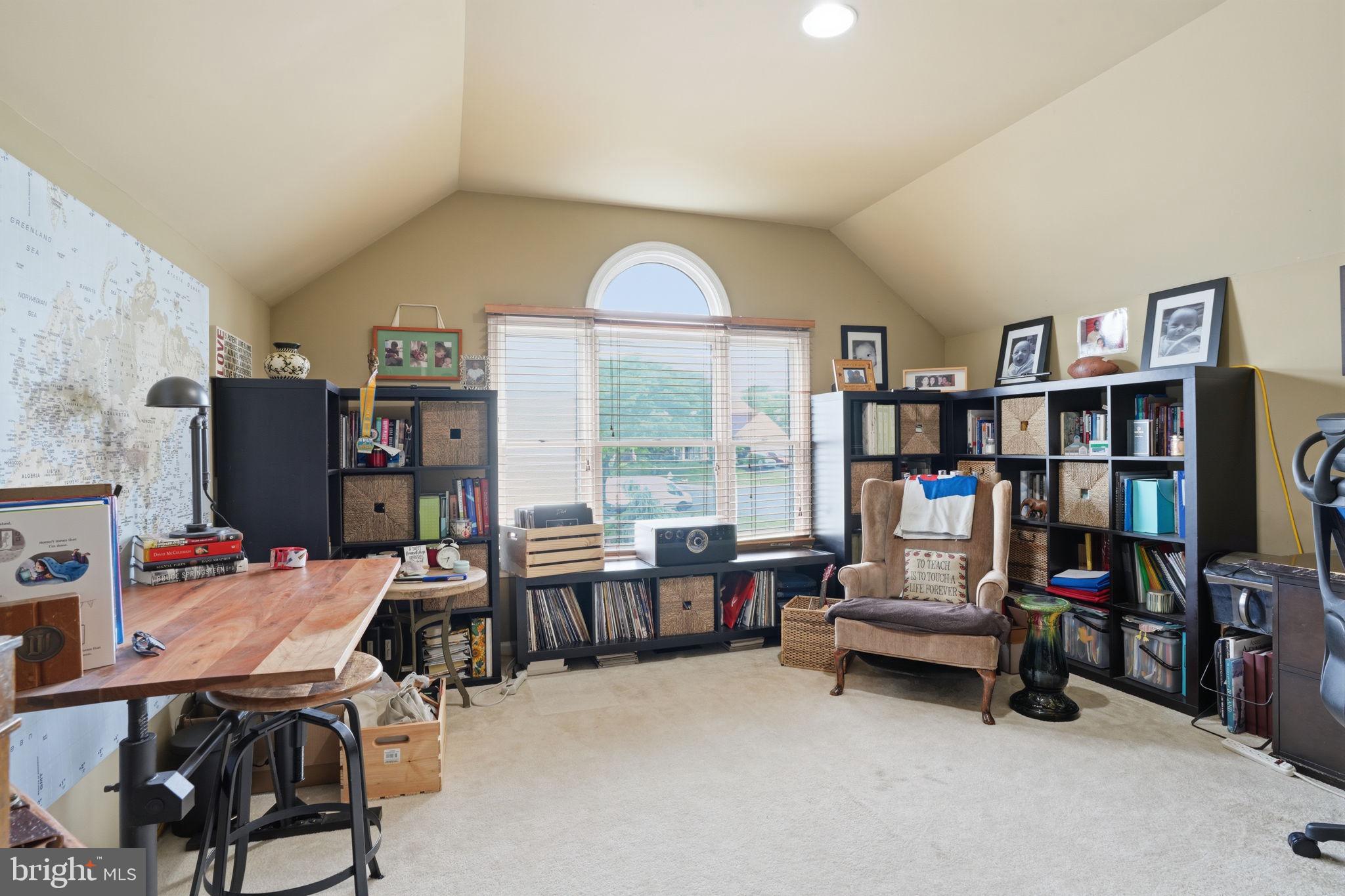 JAMISON HUNT - Residential