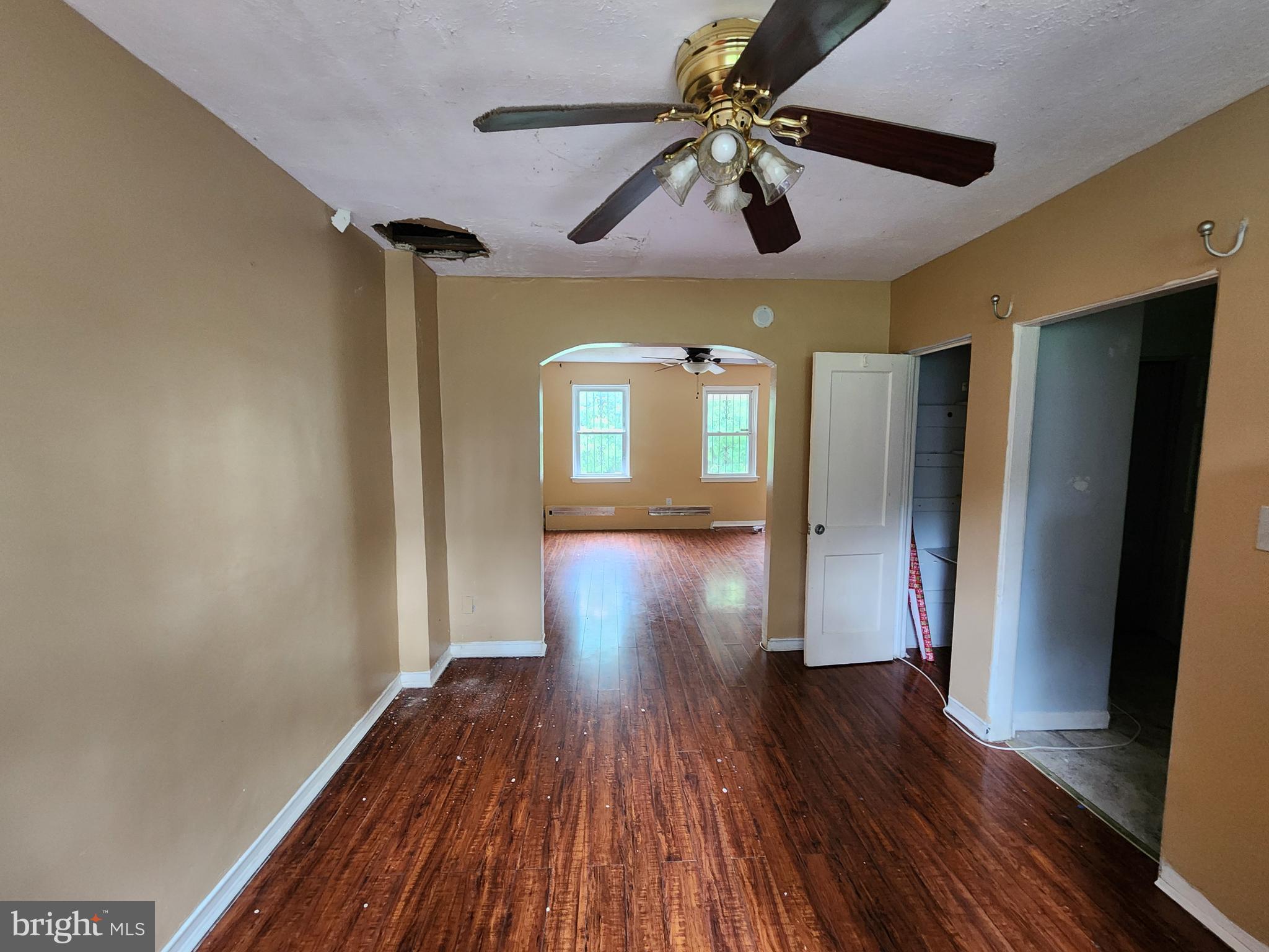 PARKLANE - Residential
