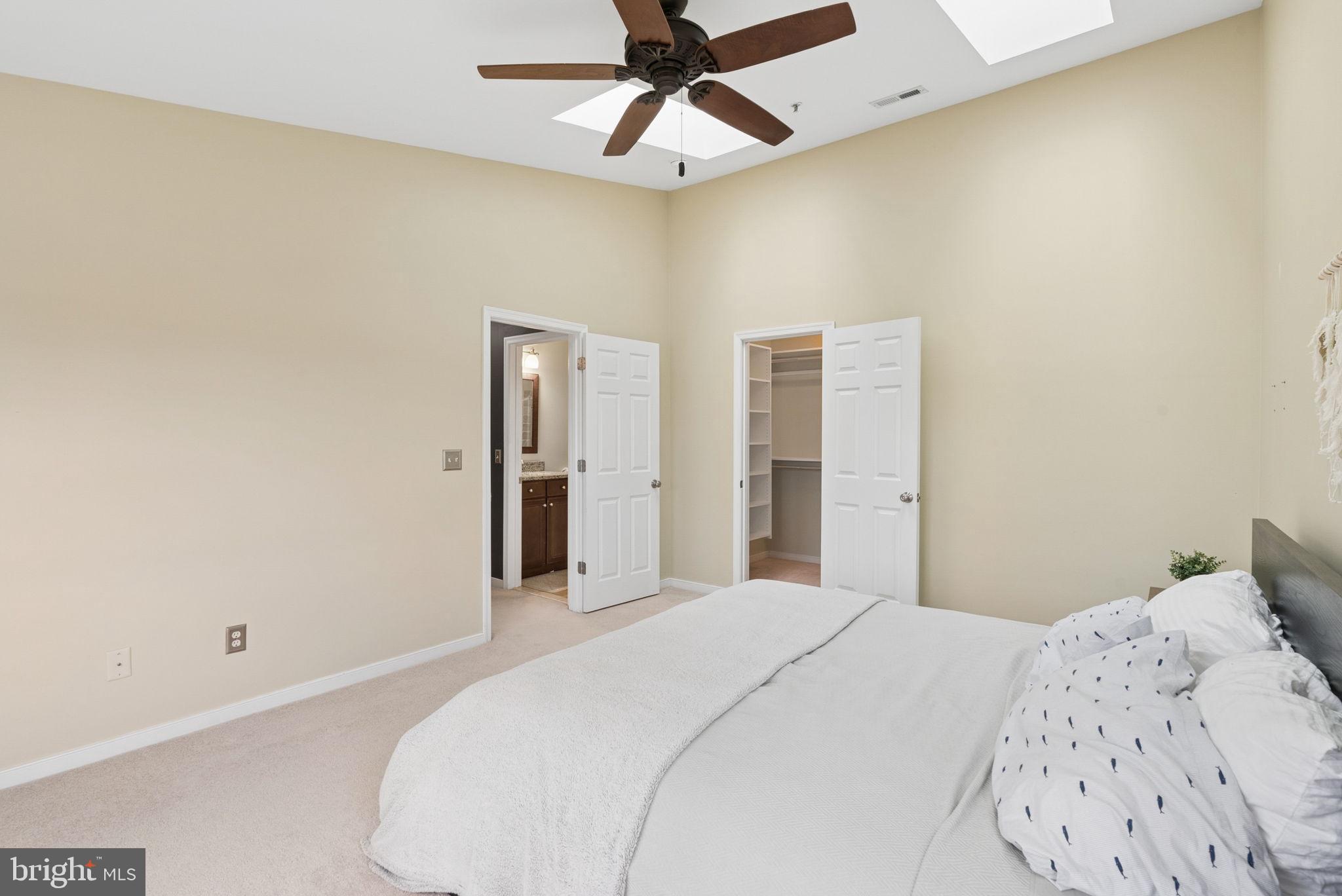 POND CONDOMINIUMS - Residential