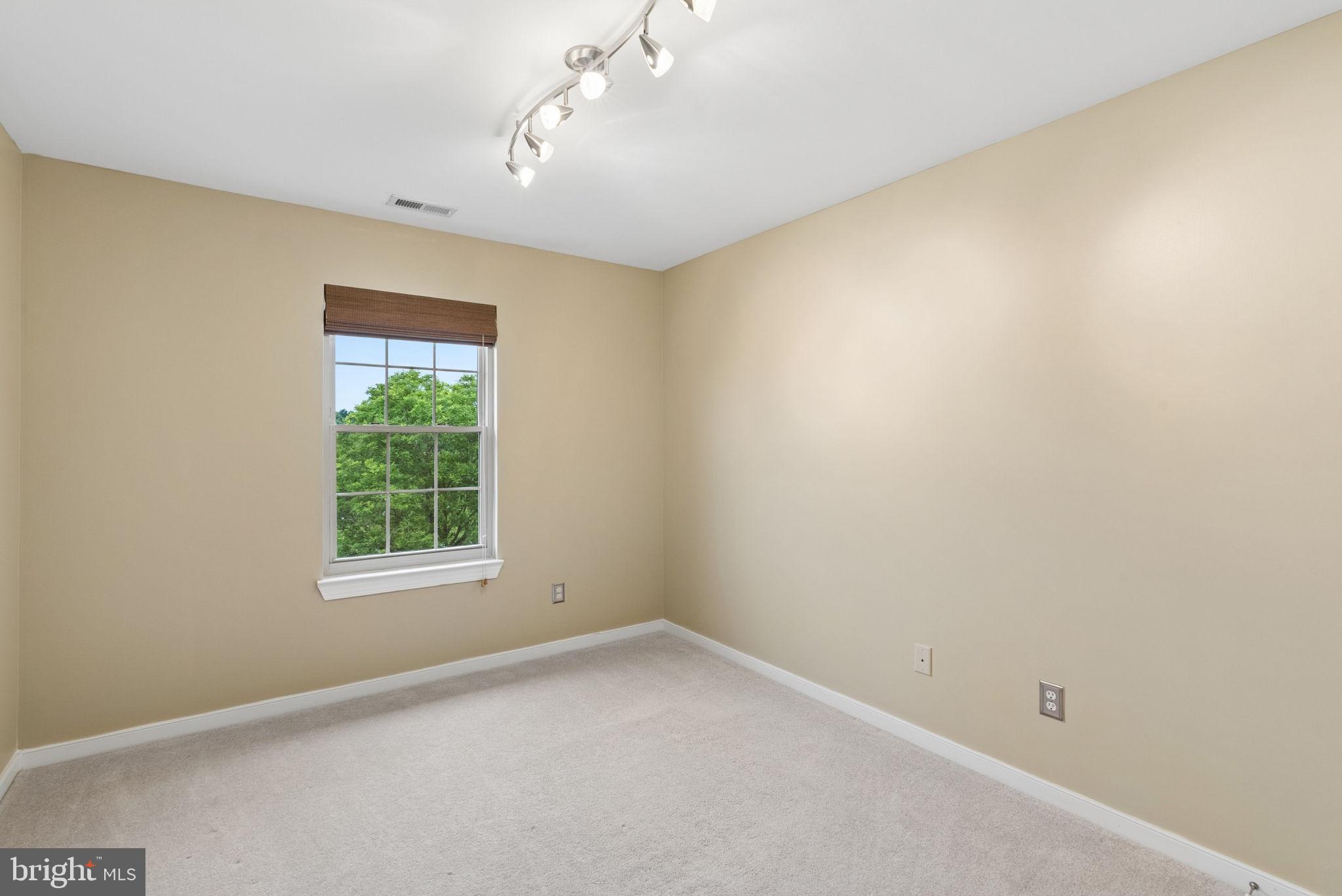 POND CONDOMINIUMS - Residential