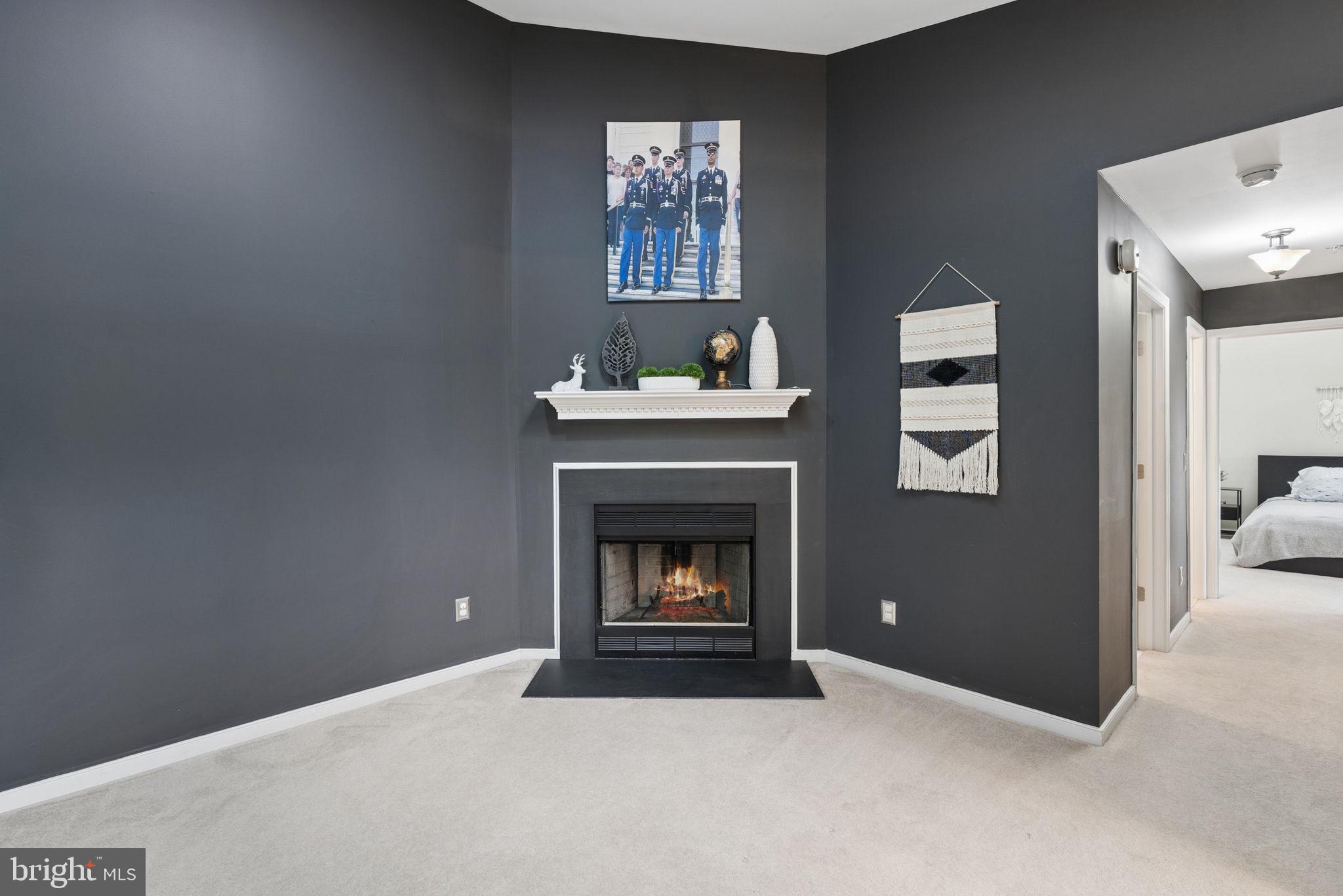 POND CONDOMINIUMS - Residential