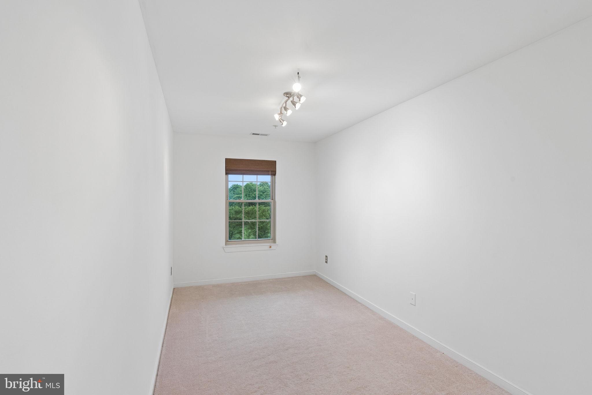 POND CONDOMINIUMS - Residential