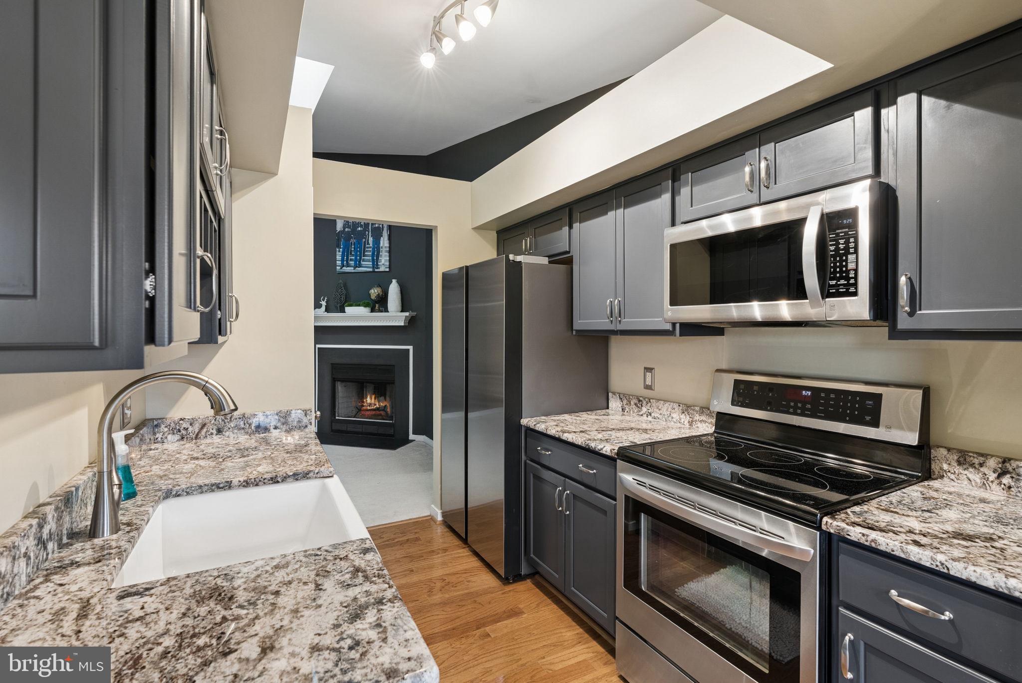 POND CONDOMINIUMS - Residential
