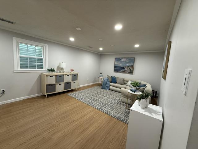 LAKE BRADDOCK - Residential