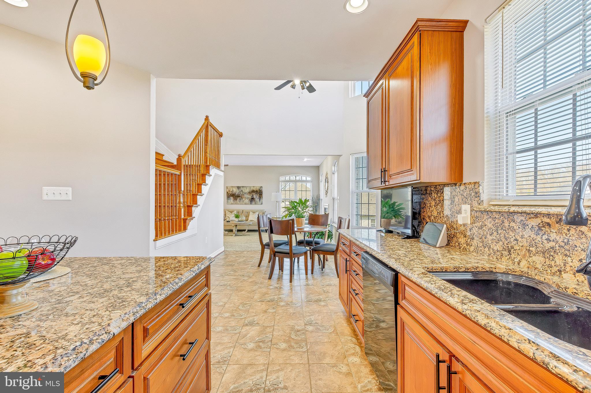 OAKWOOD MANOR - Residential