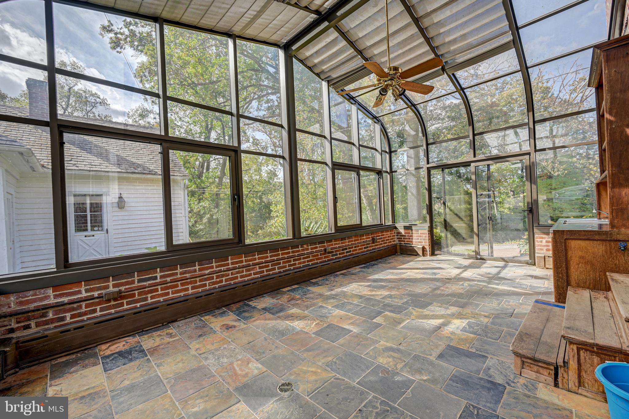 GLEN ARM - Farm