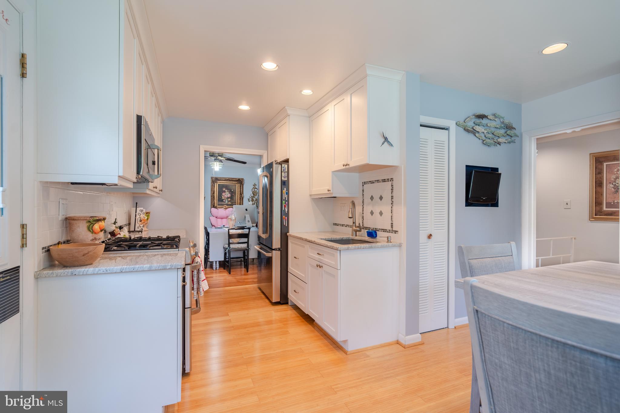 FRANKLIN KNOLLS - Residential