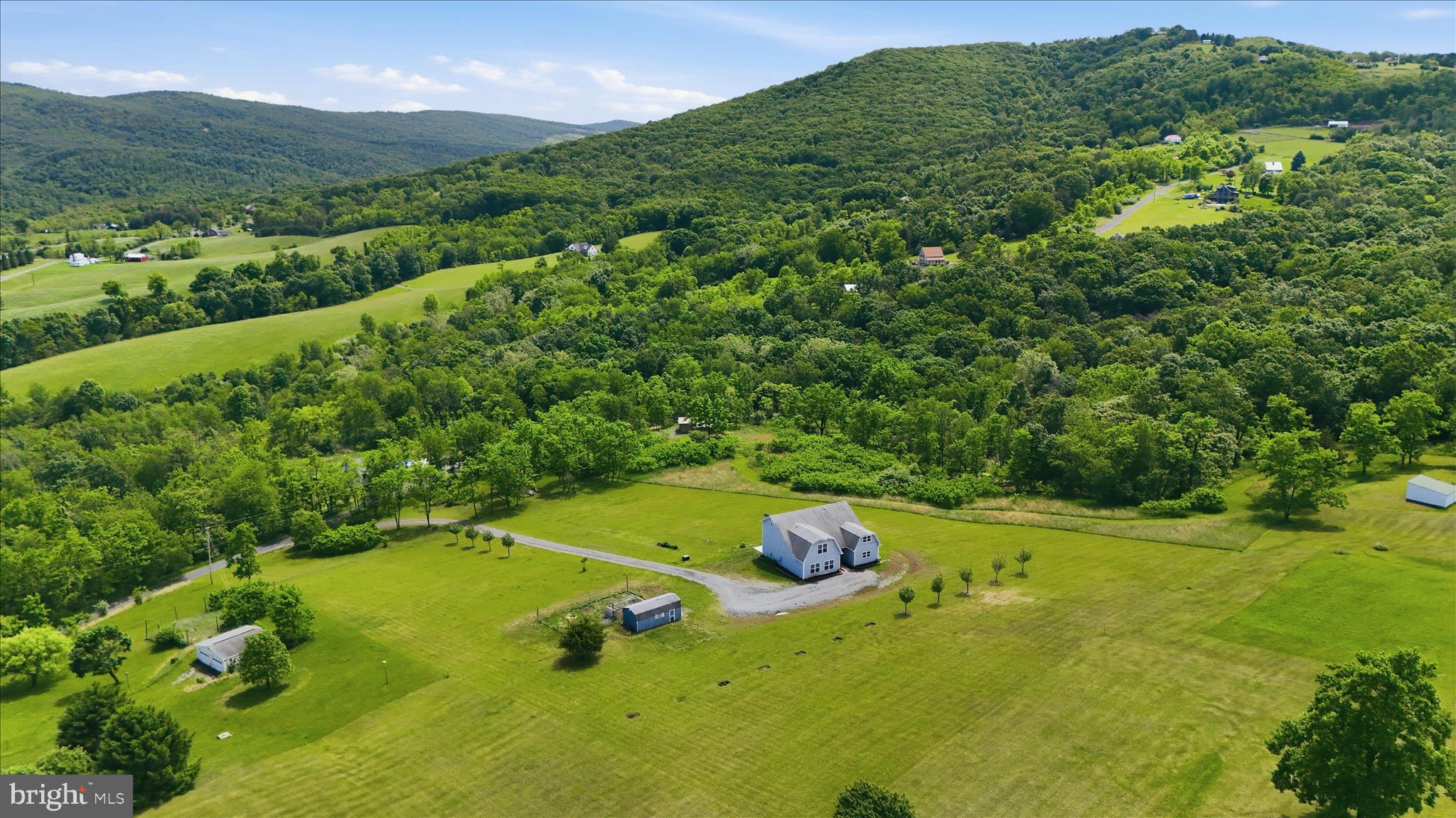 LOST MOUNTAIN - Residential