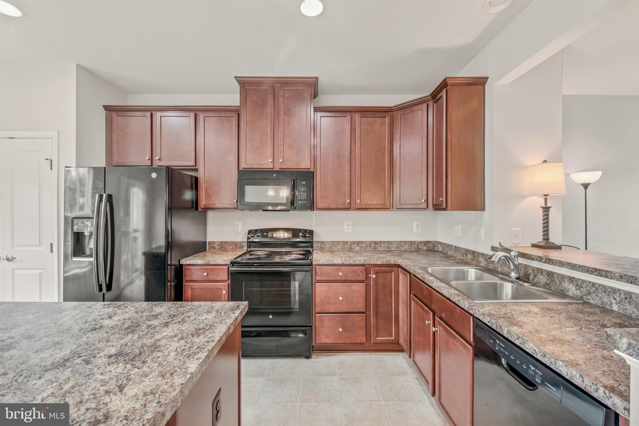 POTOMAC STATION - Residential