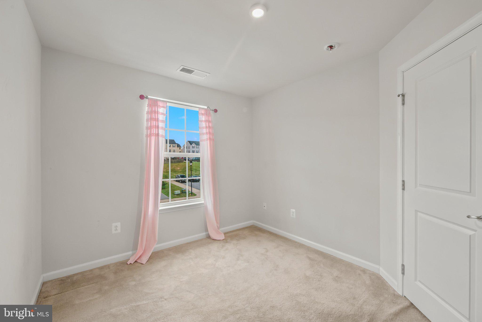 POTOMAC STATION - Residential