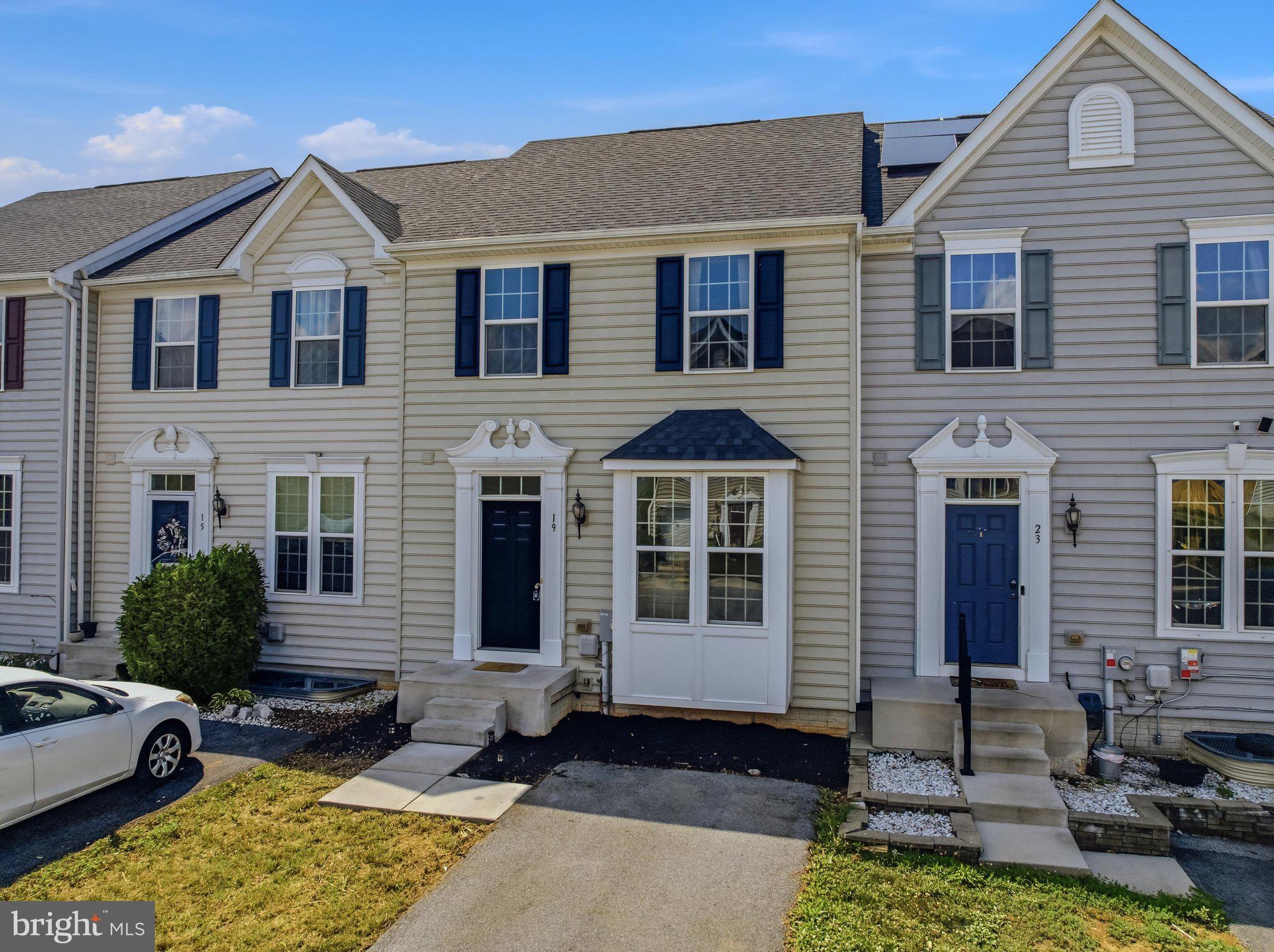 POTOMAC STATION - Residential