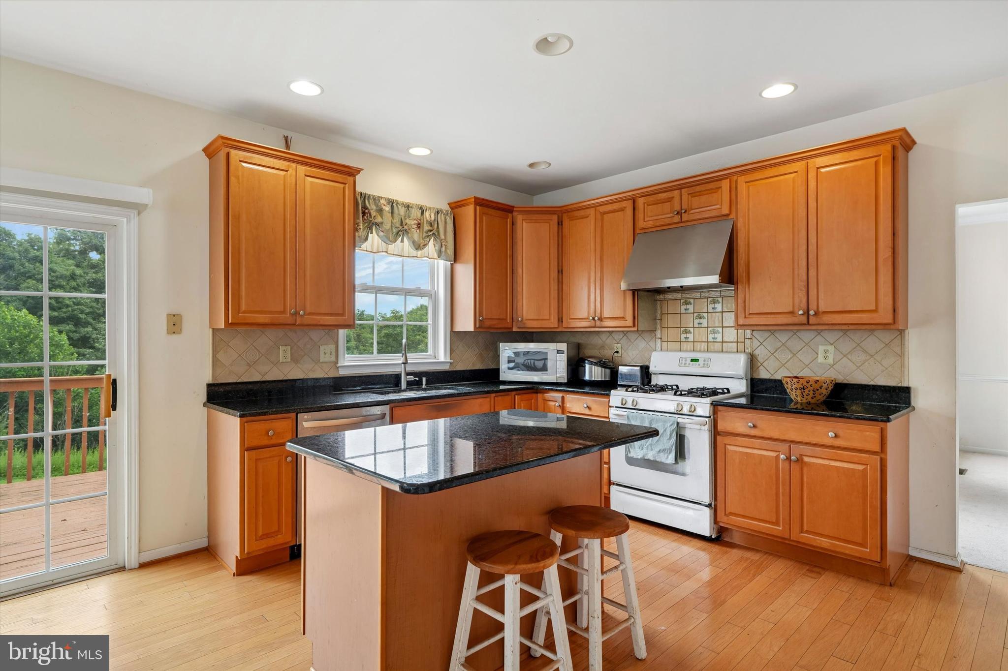 VALLEY HIGH ESTS - Residential