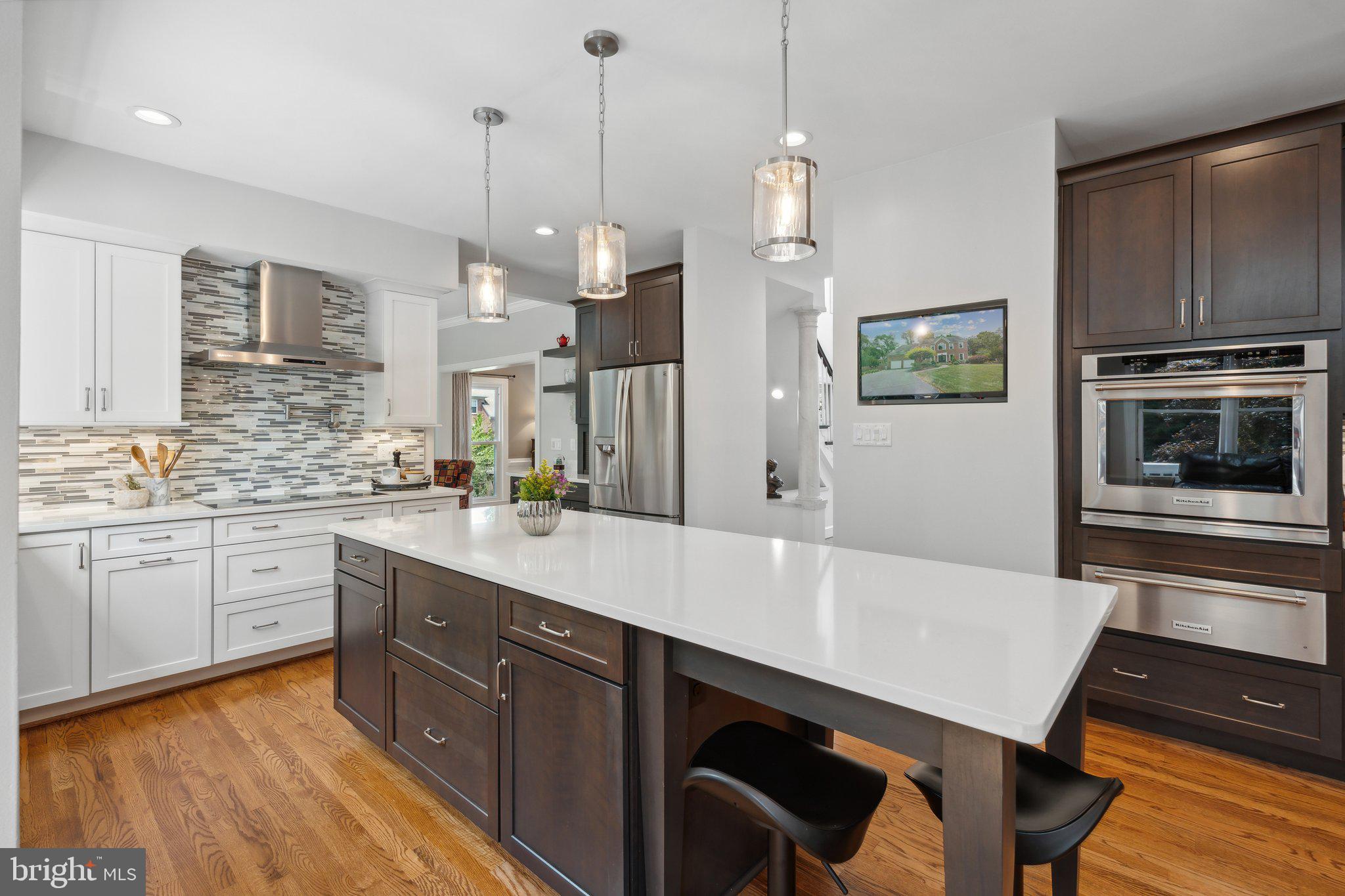 OAKTON GROVE - Residential