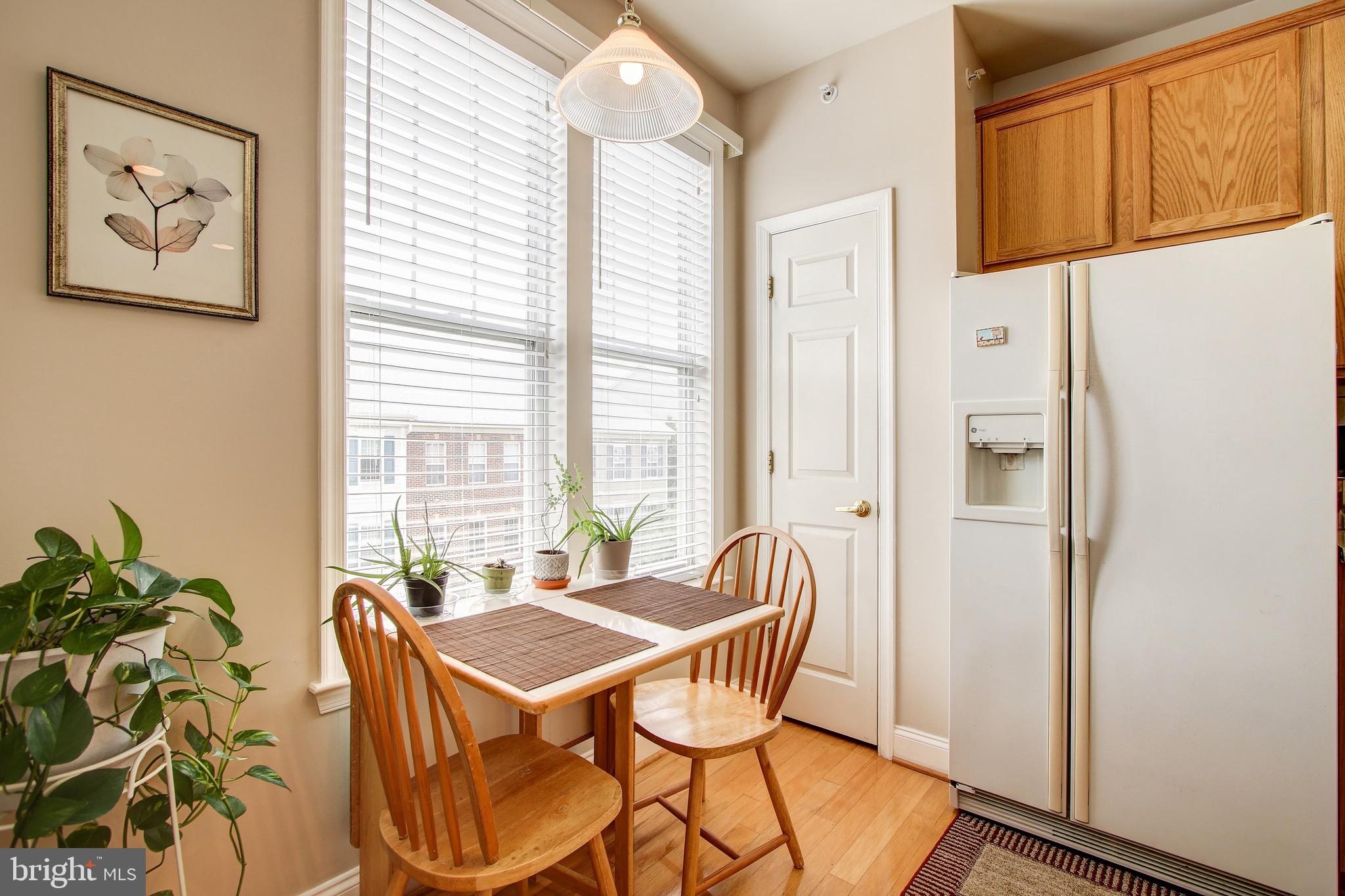 BOZZUTO AT KENTLANDS - Residential