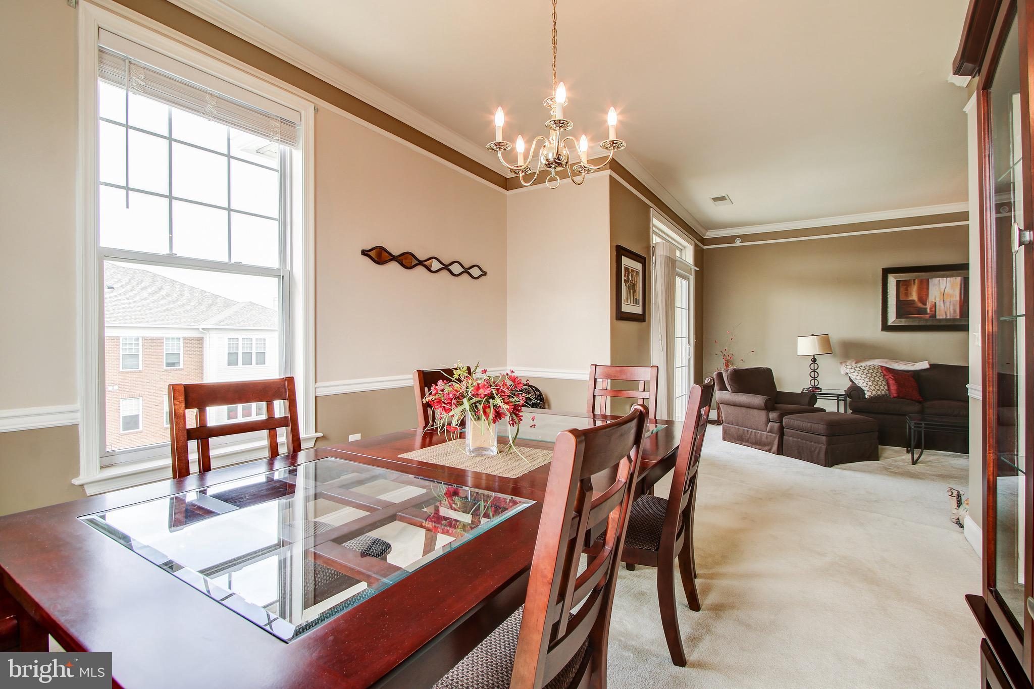 BOZZUTO AT KENTLANDS - Residential