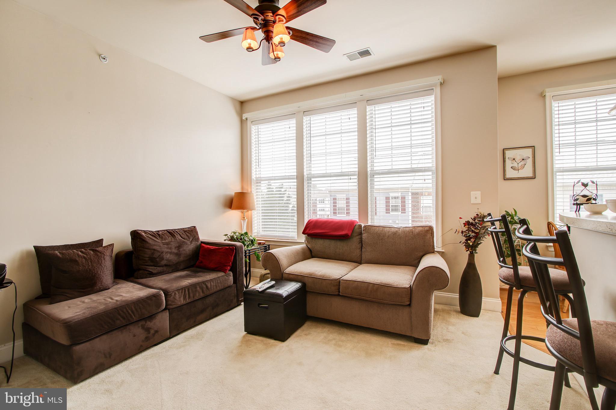BOZZUTO AT KENTLANDS - Residential
