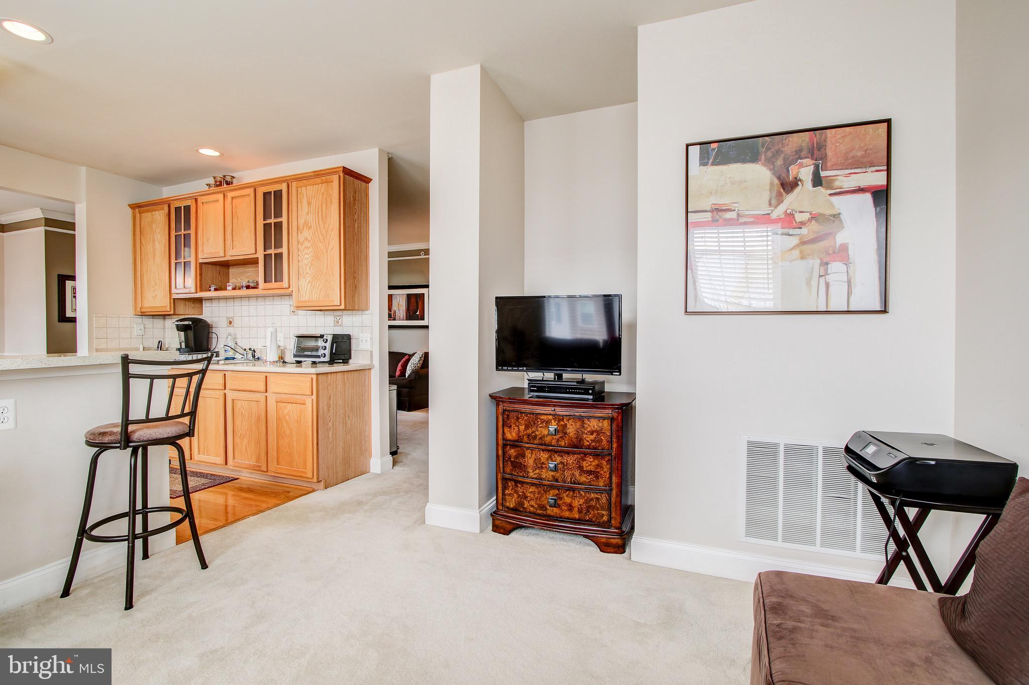 BOZZUTO AT KENTLANDS - Residential