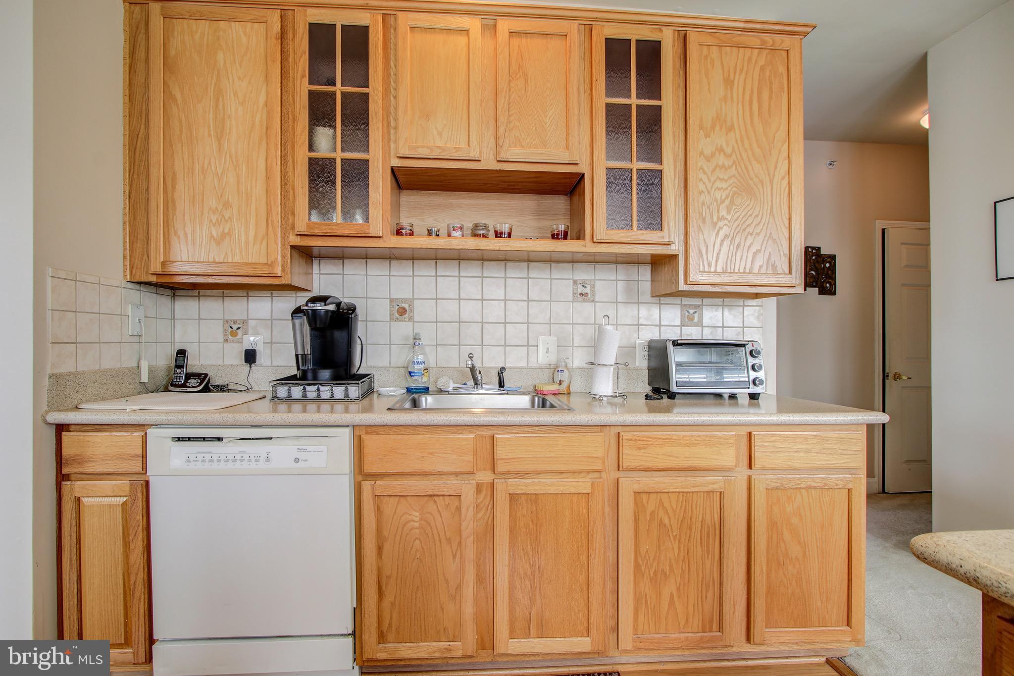 BOZZUTO AT KENTLANDS - Residential