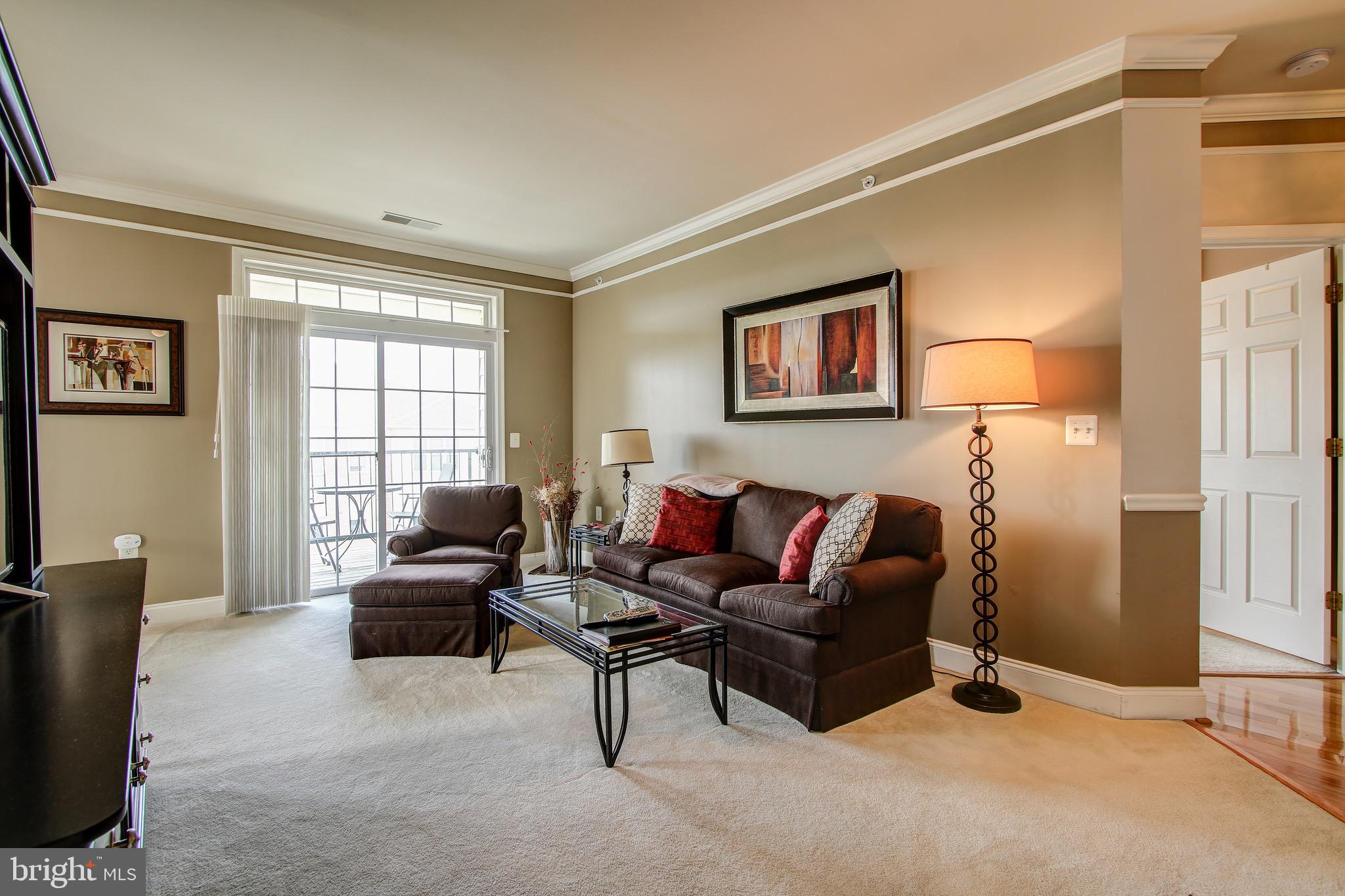 BOZZUTO AT KENTLANDS - Residential