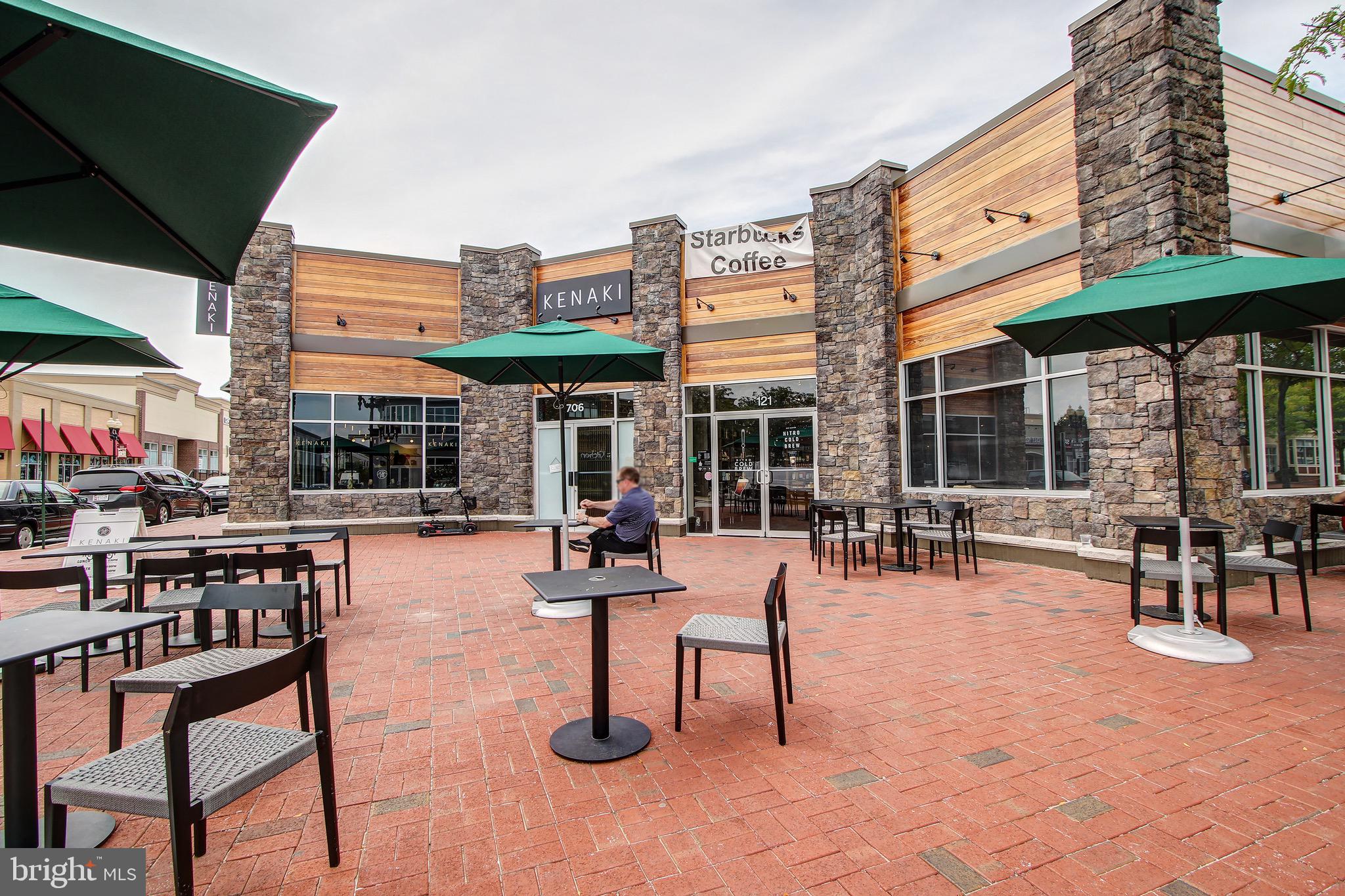 BOZZUTO AT KENTLANDS - Residential