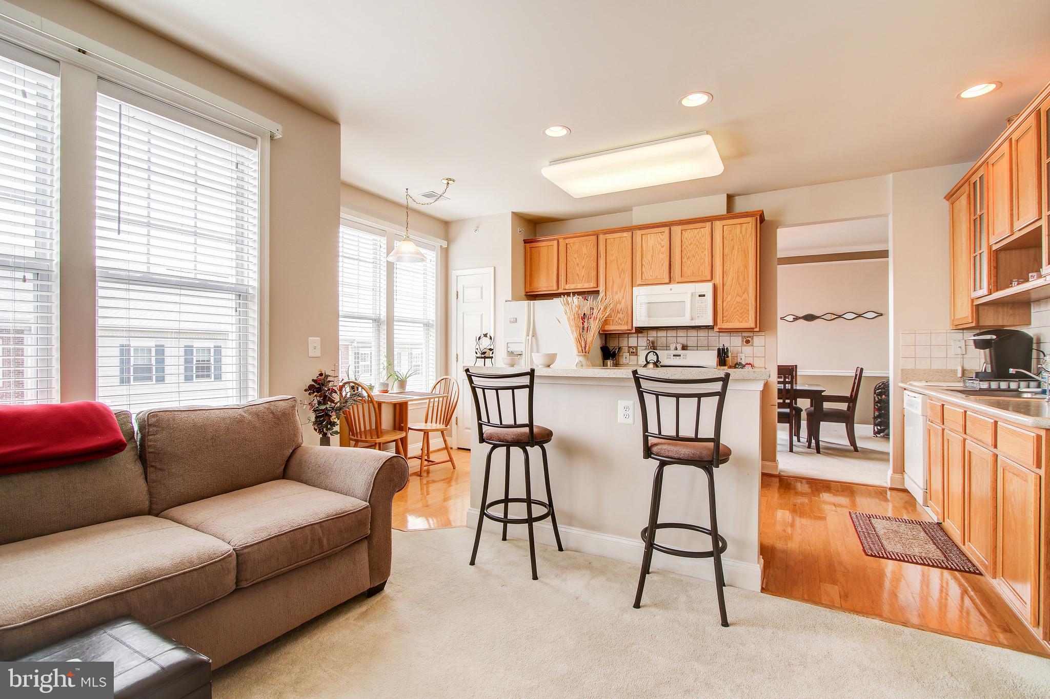 BOZZUTO AT KENTLANDS - Residential