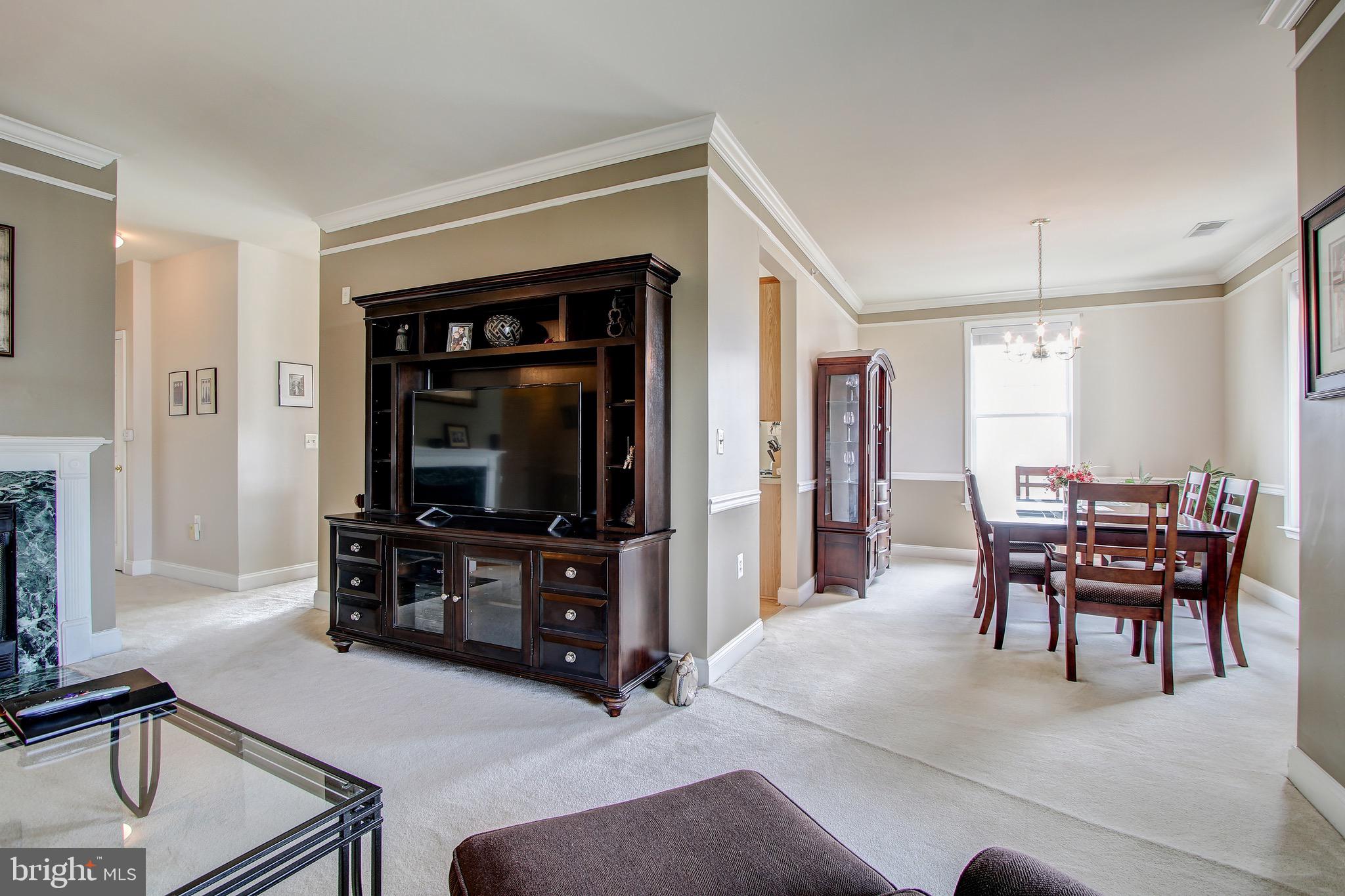 BOZZUTO AT KENTLANDS - Residential