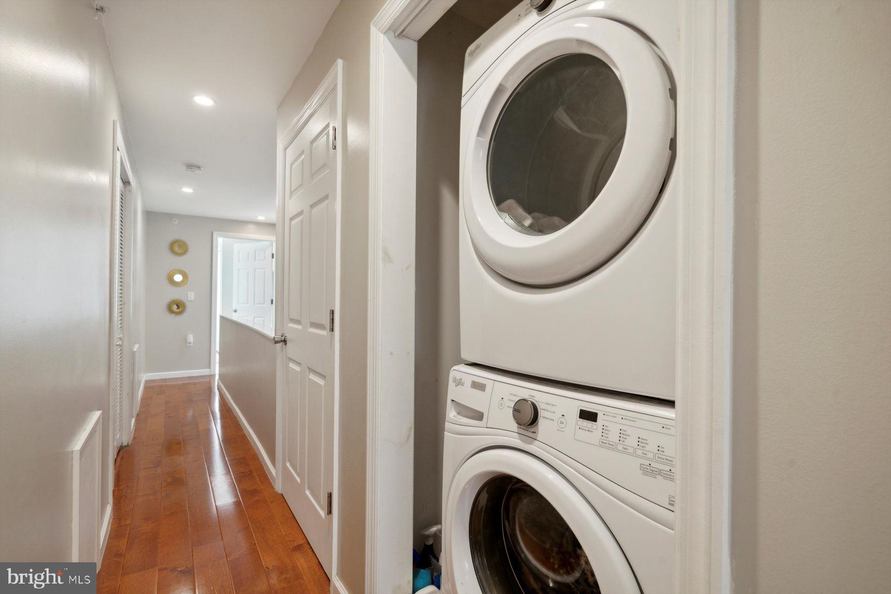 WASHINGTON SQ WEST - Residential Income