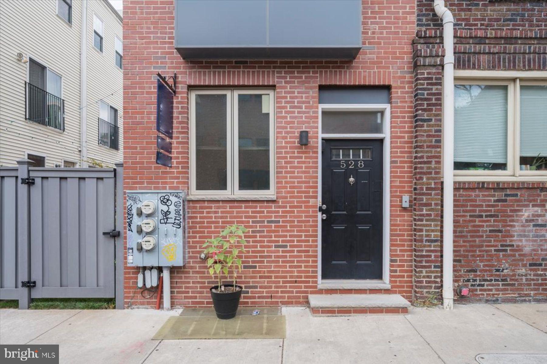 WASHINGTON SQ WEST - Residential Income