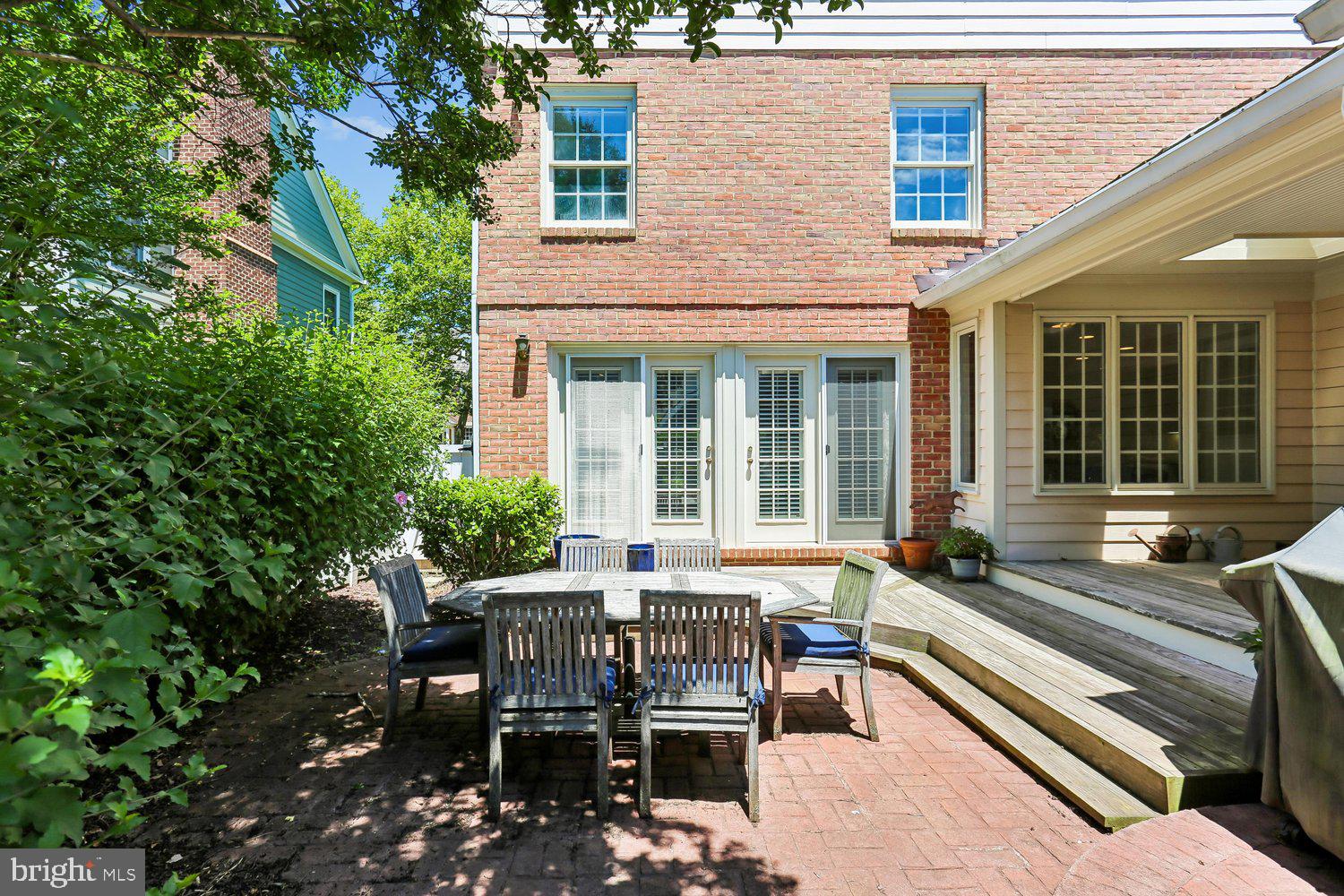 KENTLANDS GATEHOUSE - Residential