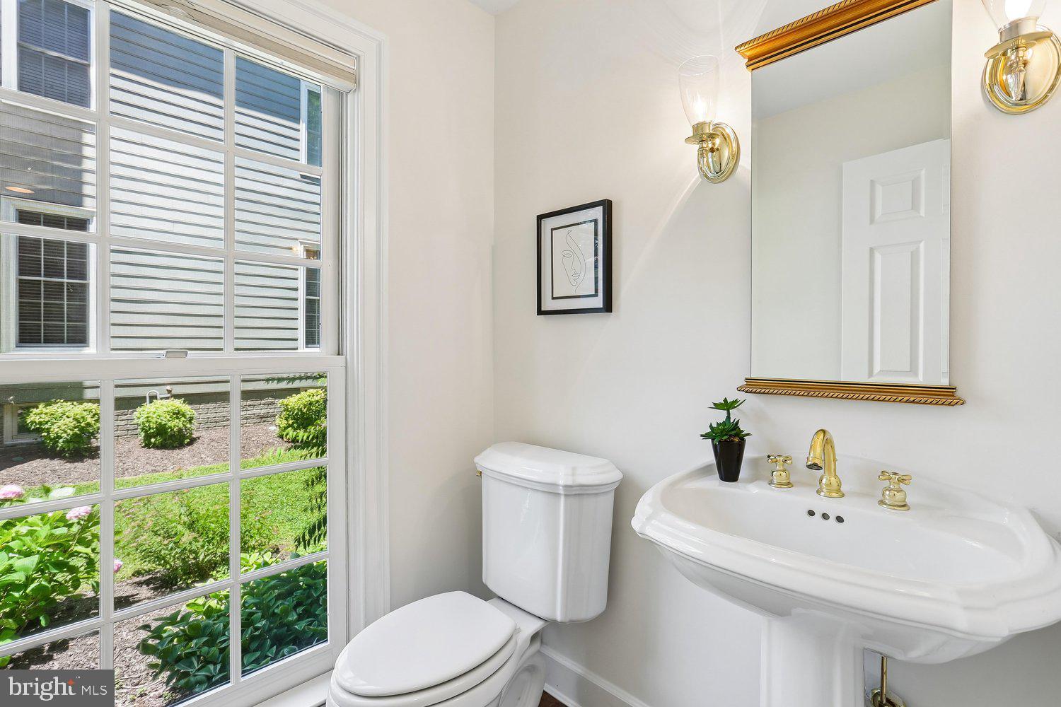 KENTLANDS GATEHOUSE - Residential