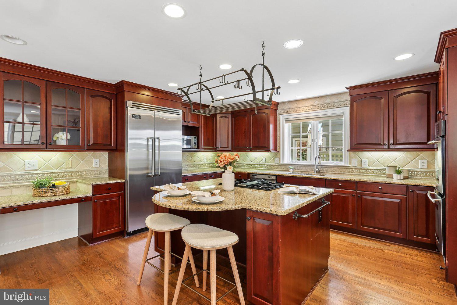 KENTLANDS GATEHOUSE - Residential
