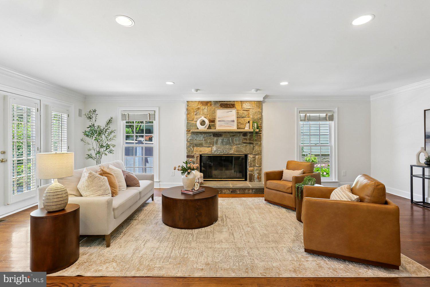 KENTLANDS GATEHOUSE - Residential