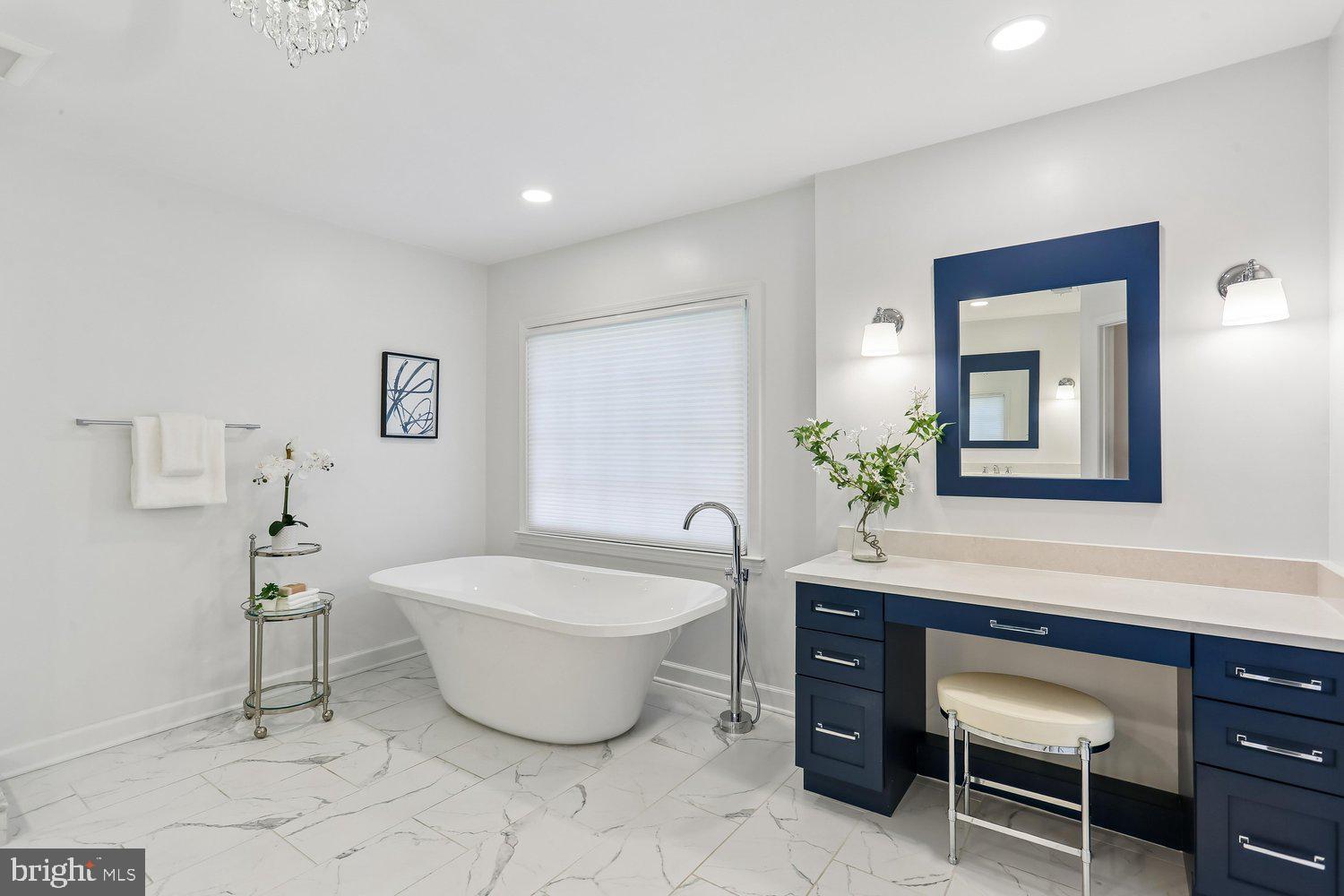 KENTLANDS GATEHOUSE - Residential