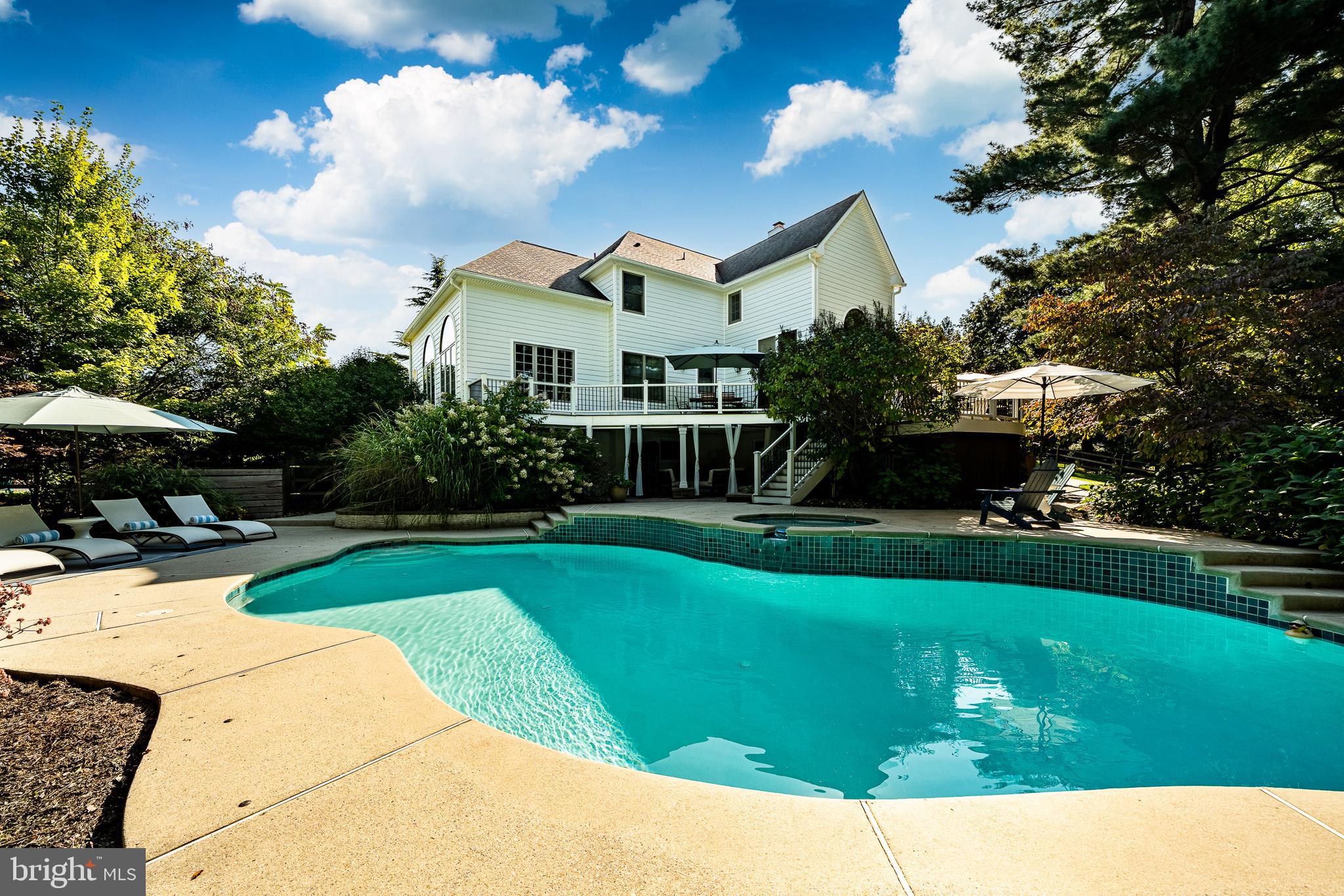 PEMBERLY - Residential