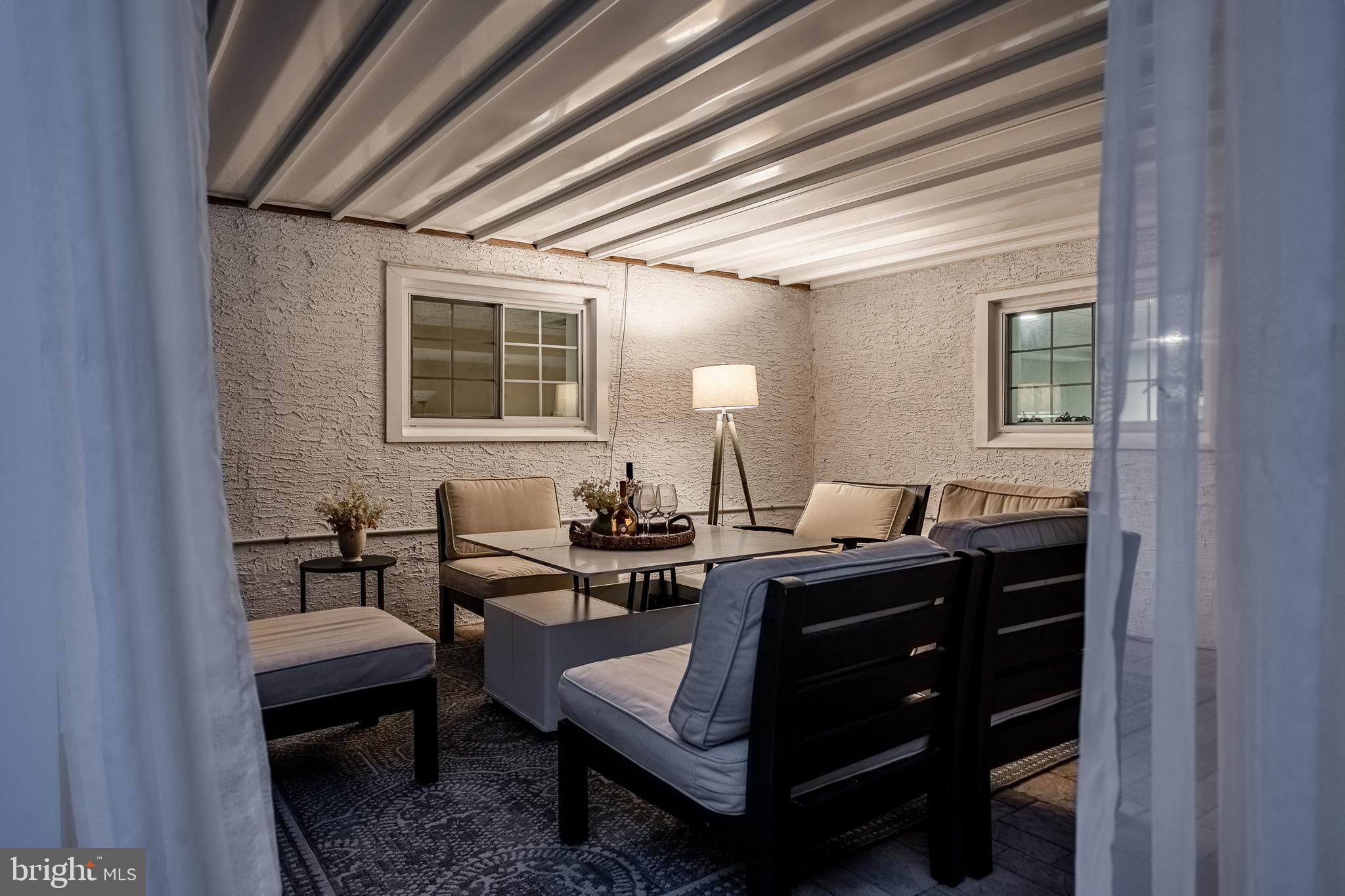 PEMBERLY - Residential