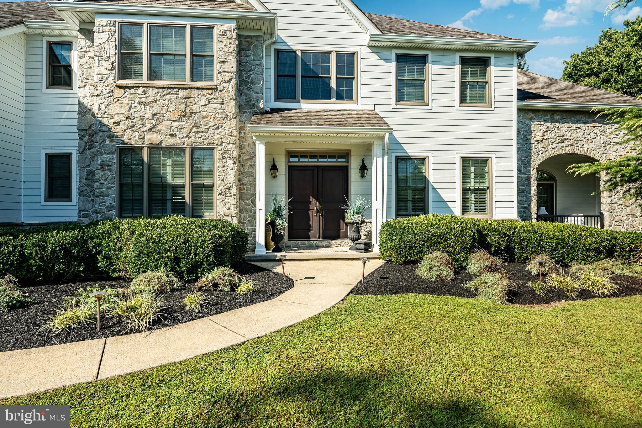 PEMBERLY - Residential