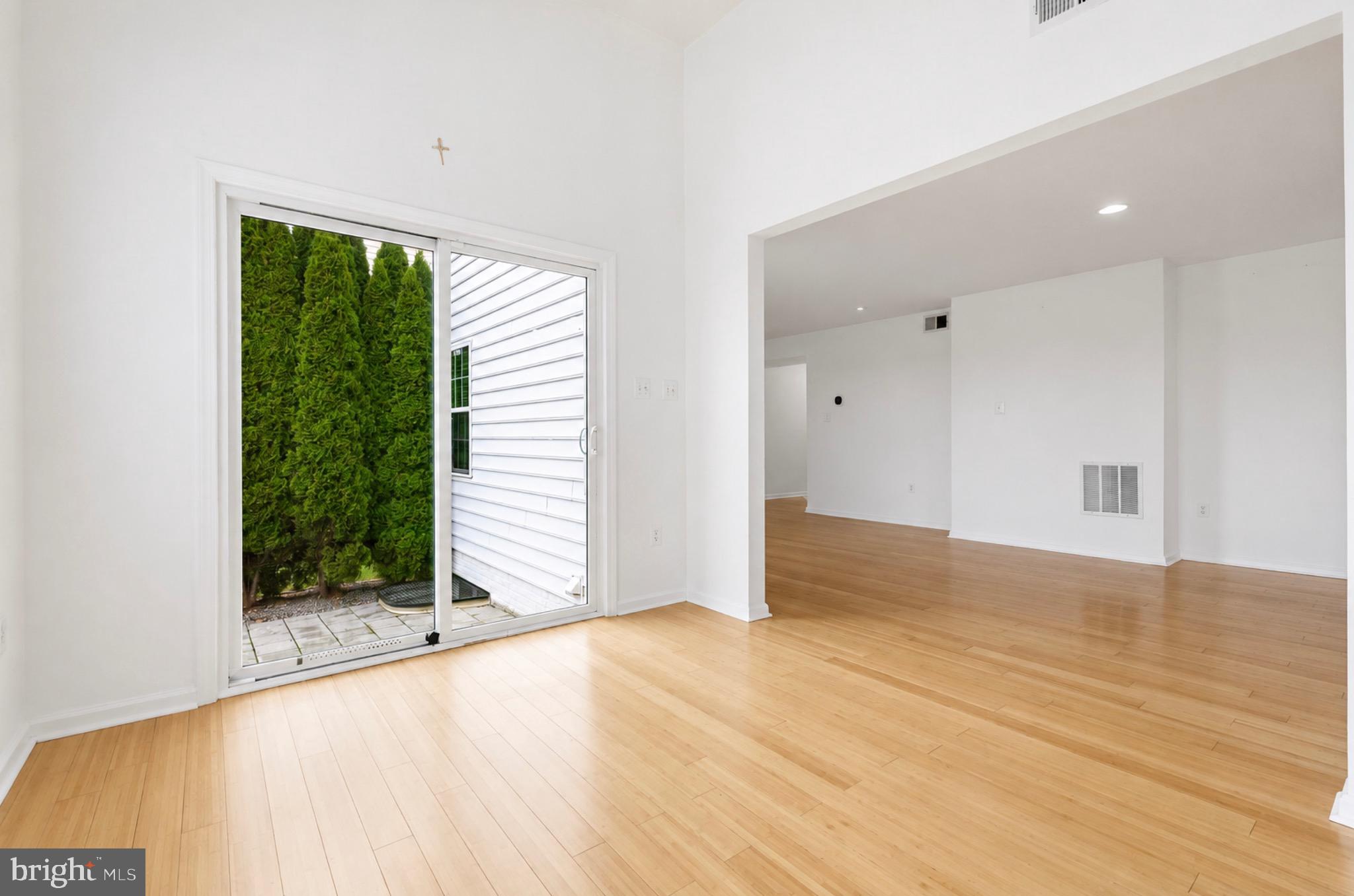 WESTFIELDS - Residential
