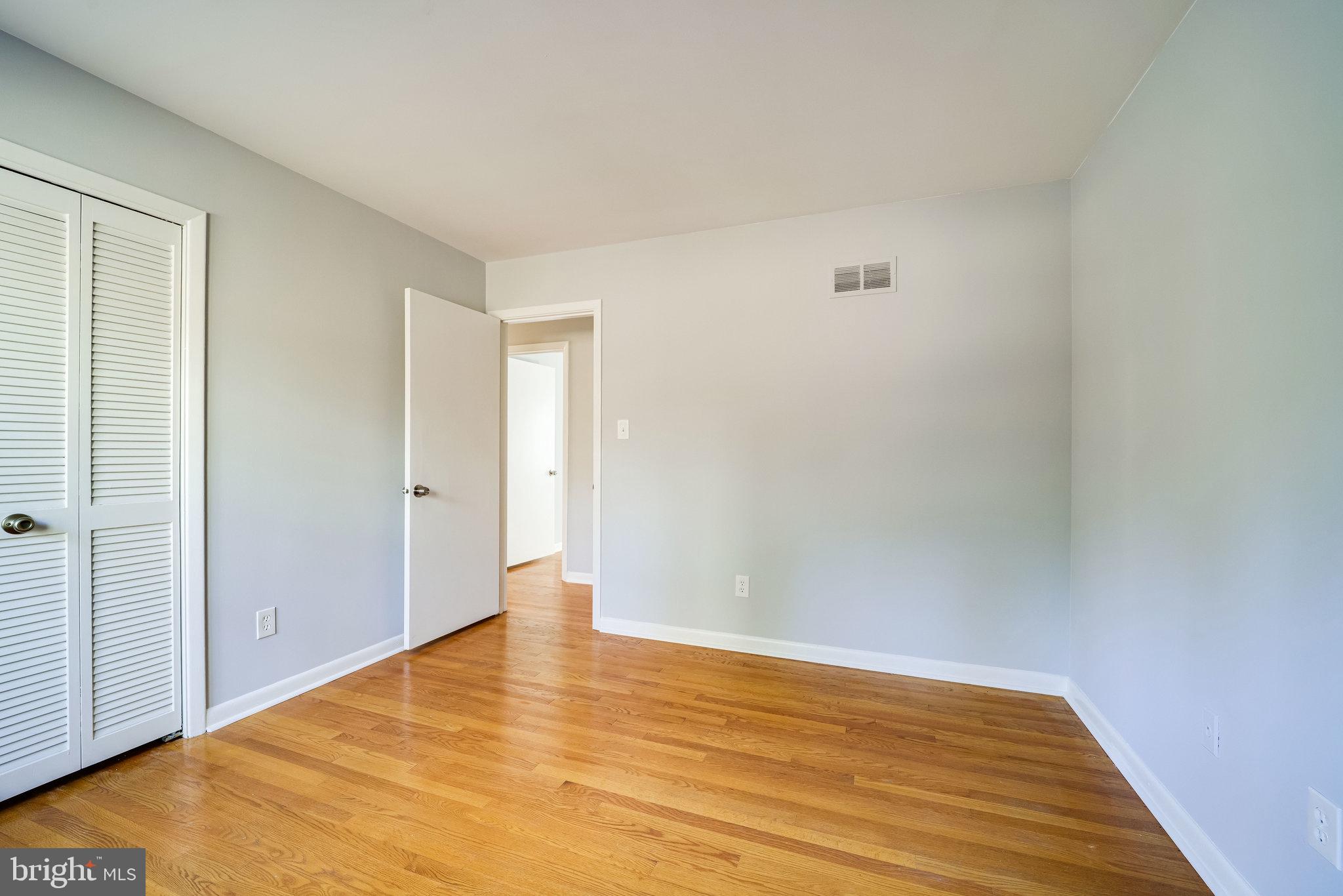 BELLEVUE FOREST - Residential Lease