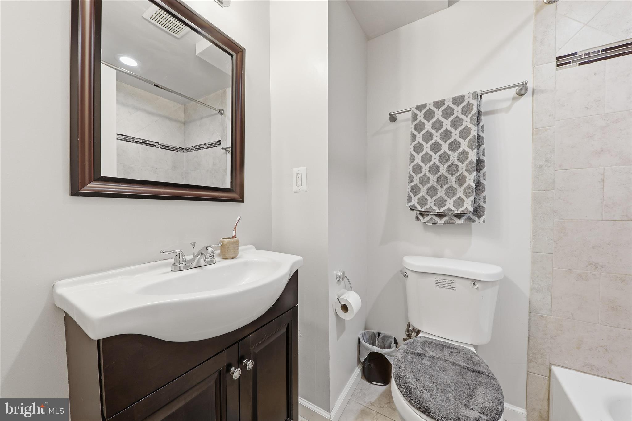 DAMASCUS VALLEY PARK - Residential
